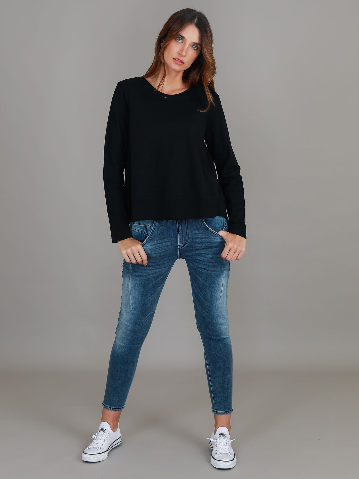 womens black long sleeve top