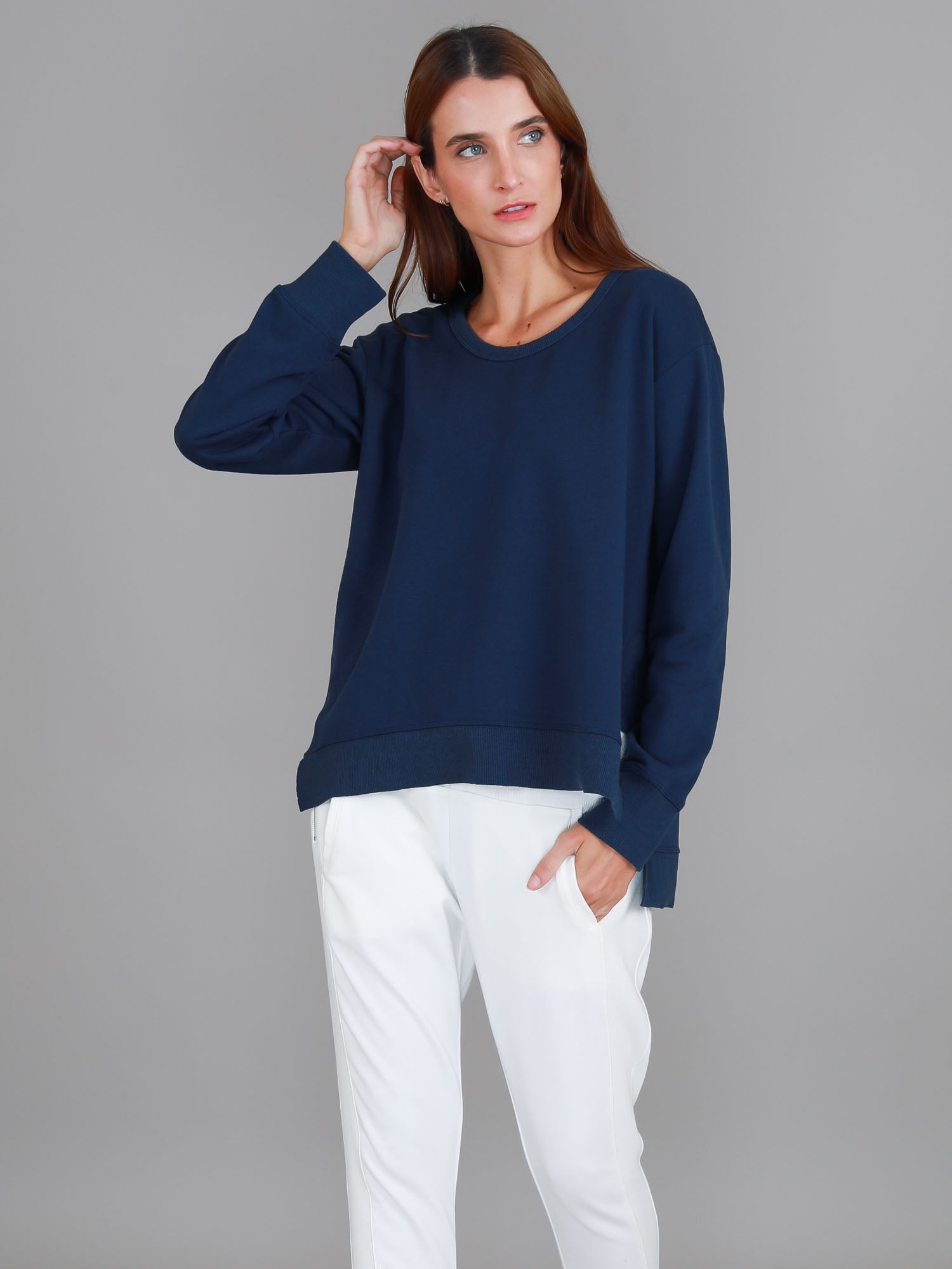 navy crew neck #color_indigo