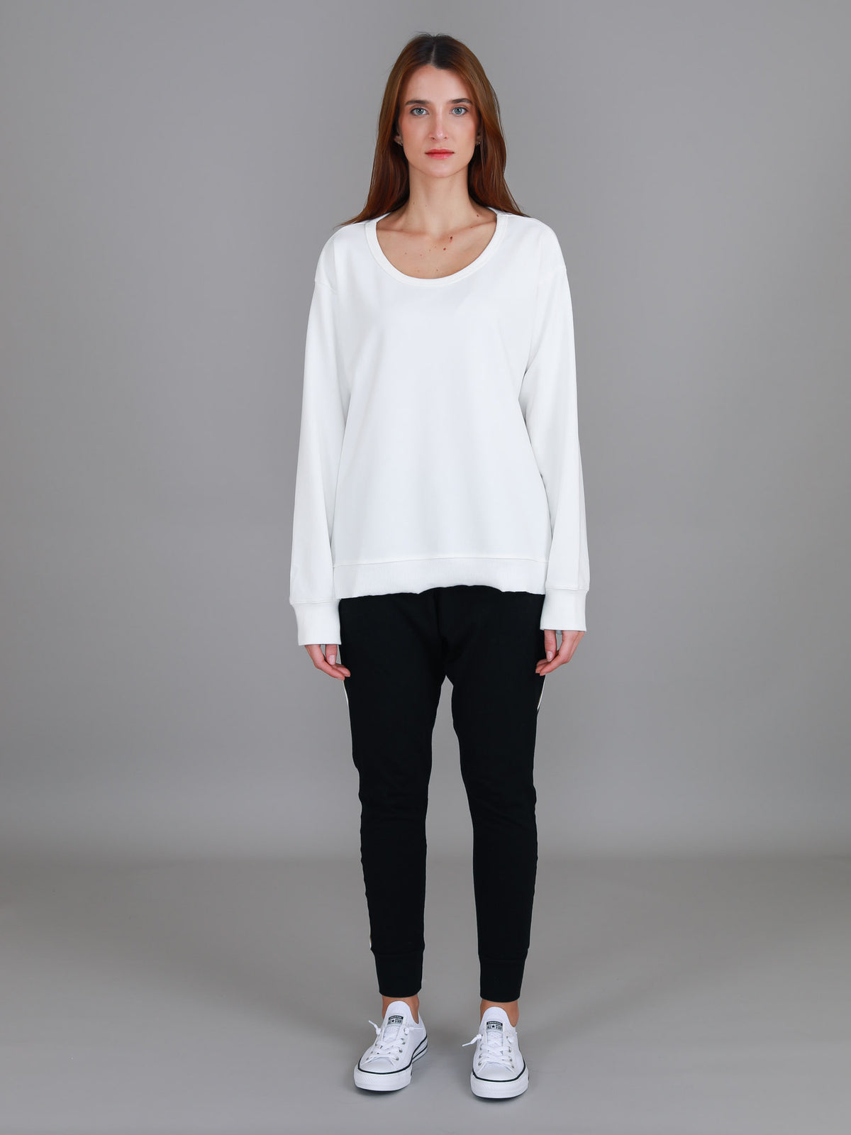 white crewneck jumper women