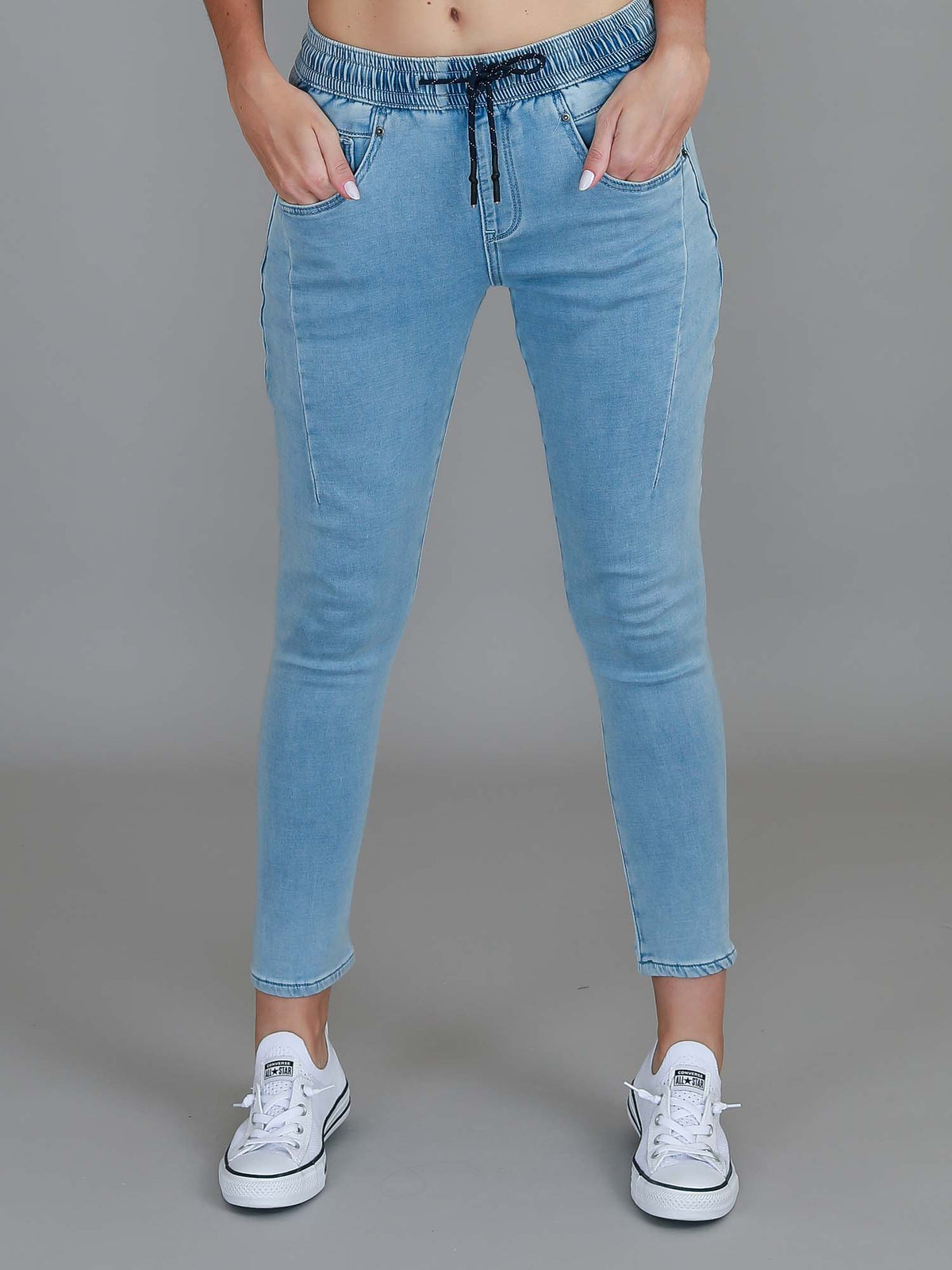 light wash jogger jeans