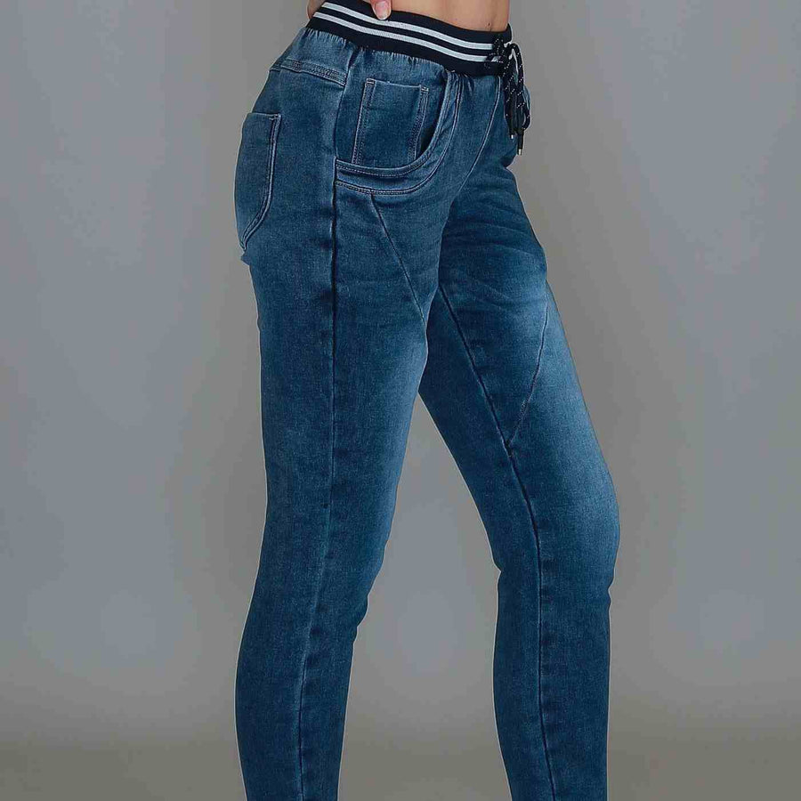 Mia Jogger Jean size guide