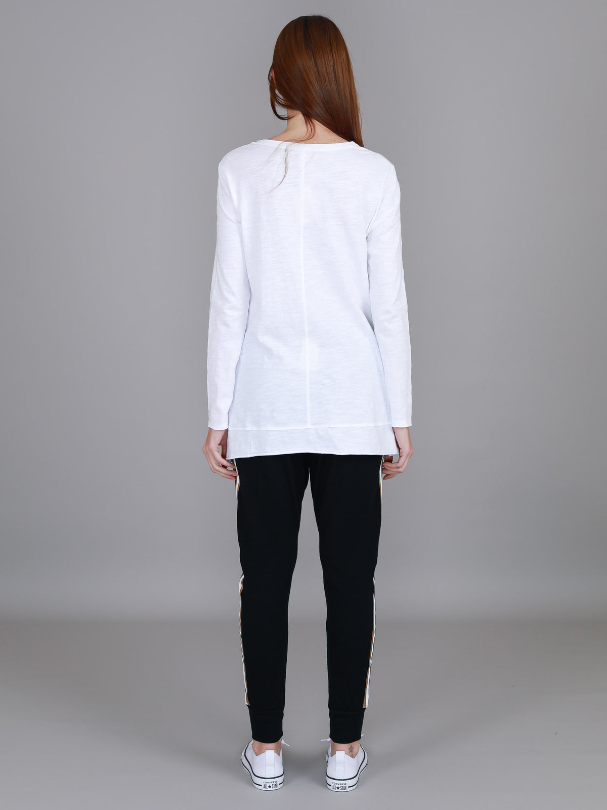 white side split long sleeve tee
