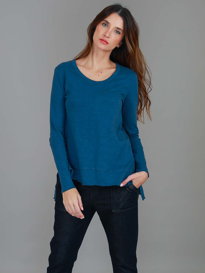 Strumpet Scoop Neck Longline T Shirt