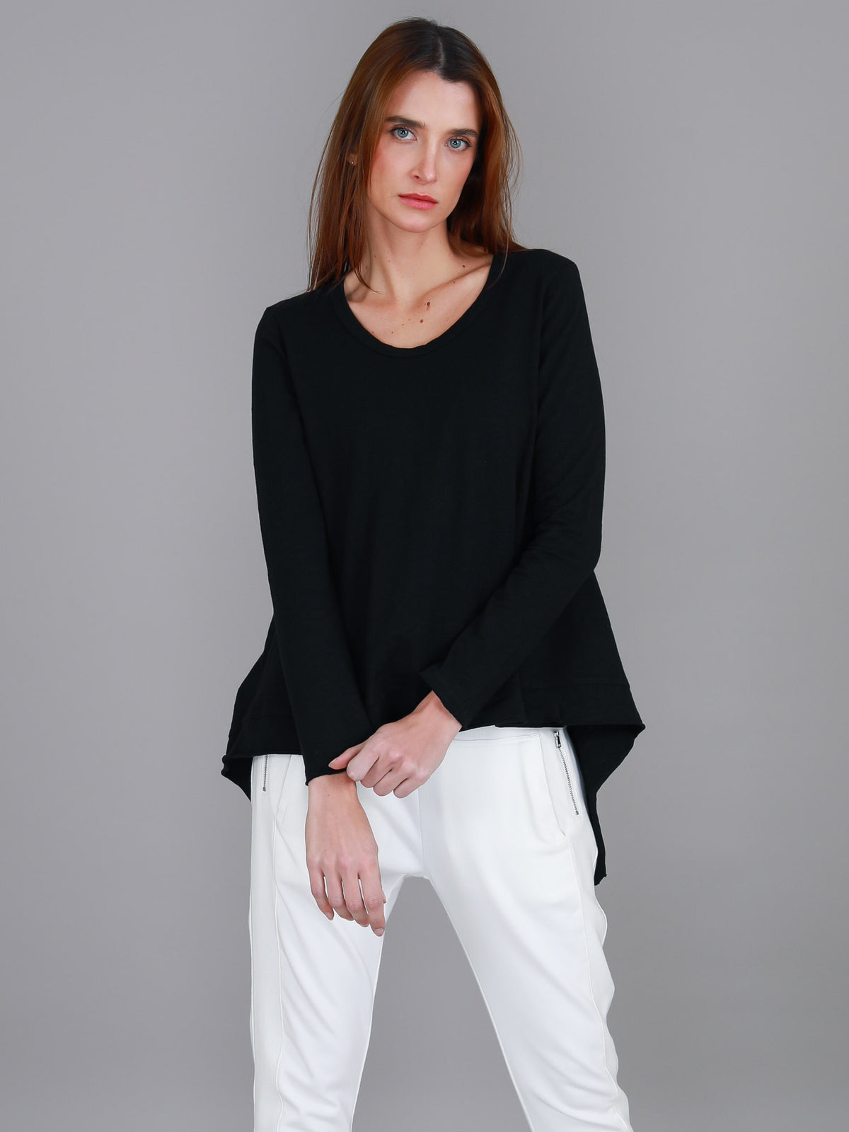 black asymmetric hem long sleeve tee