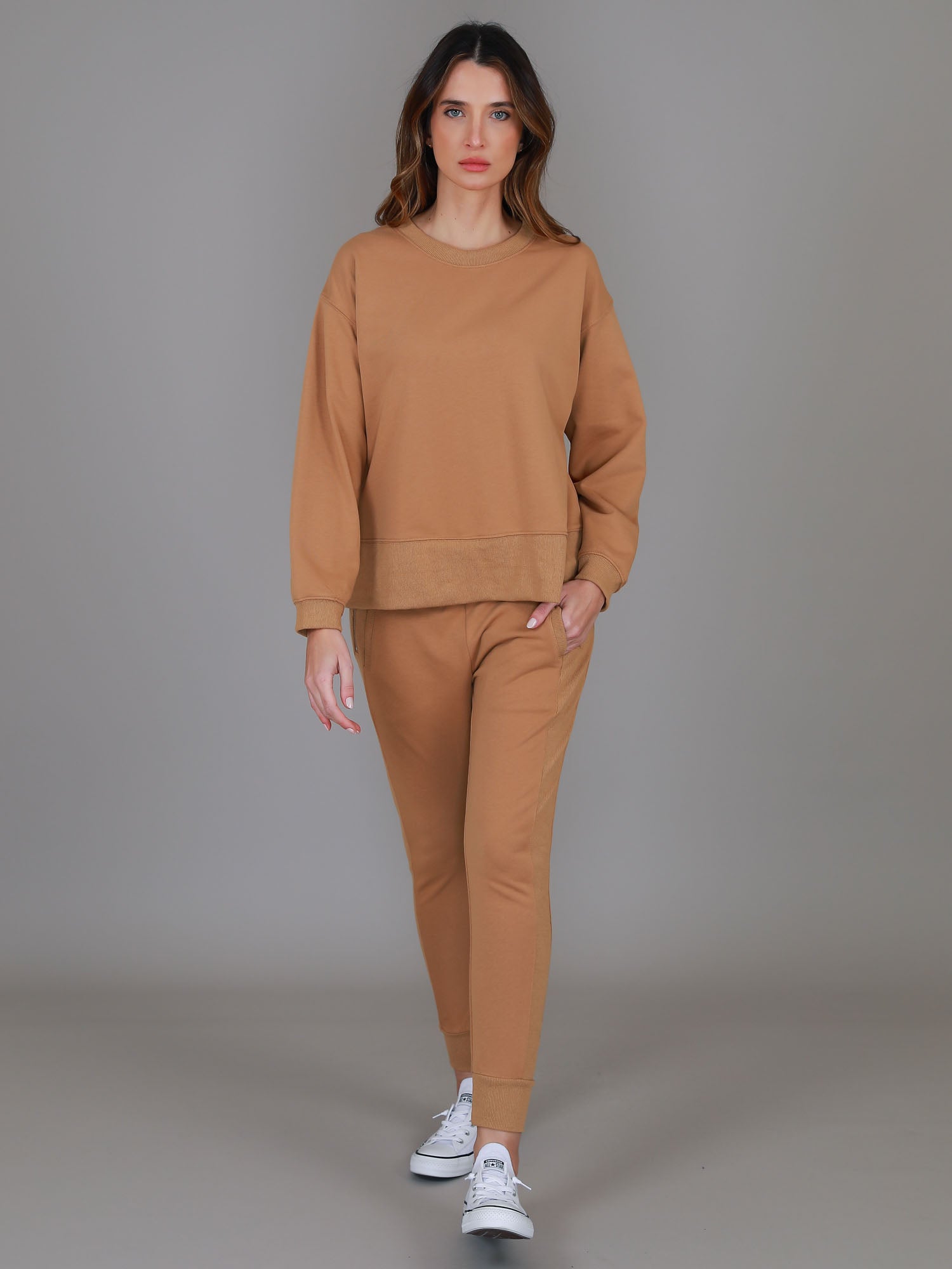 chocolate sweatshirt #color_maize brown