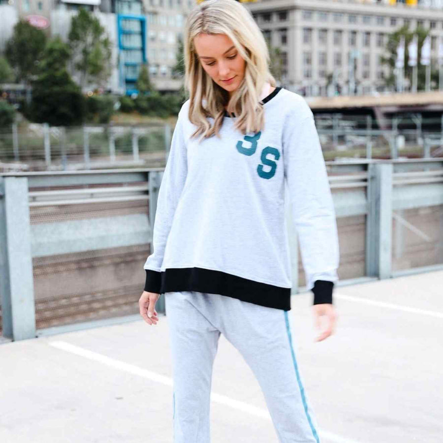 Aubree Chenille Logo Sweatshirt size guide