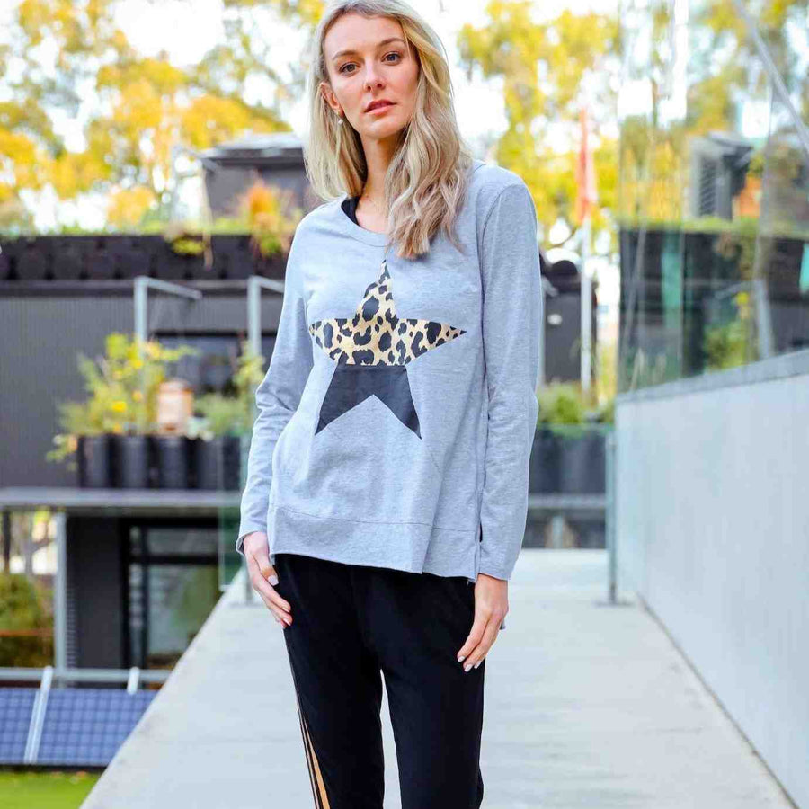Ramona Leopard Print Splice Star T Shirt size guide