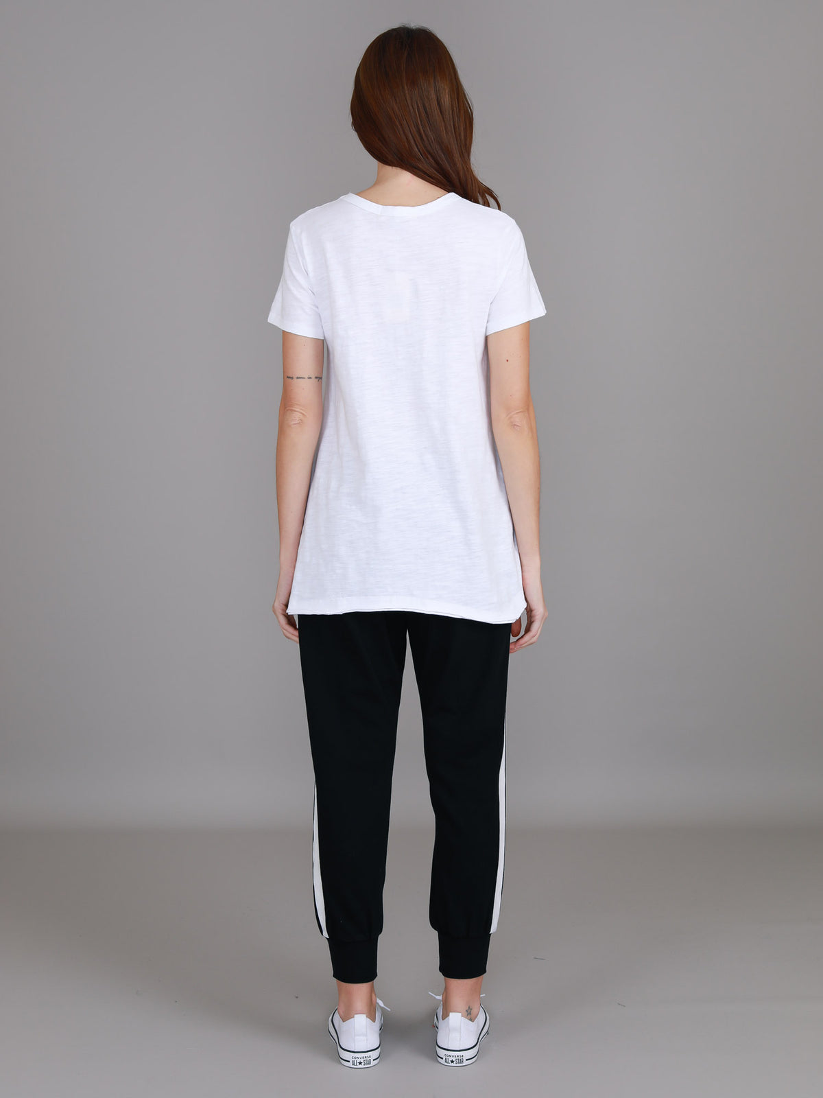 white v neck top women