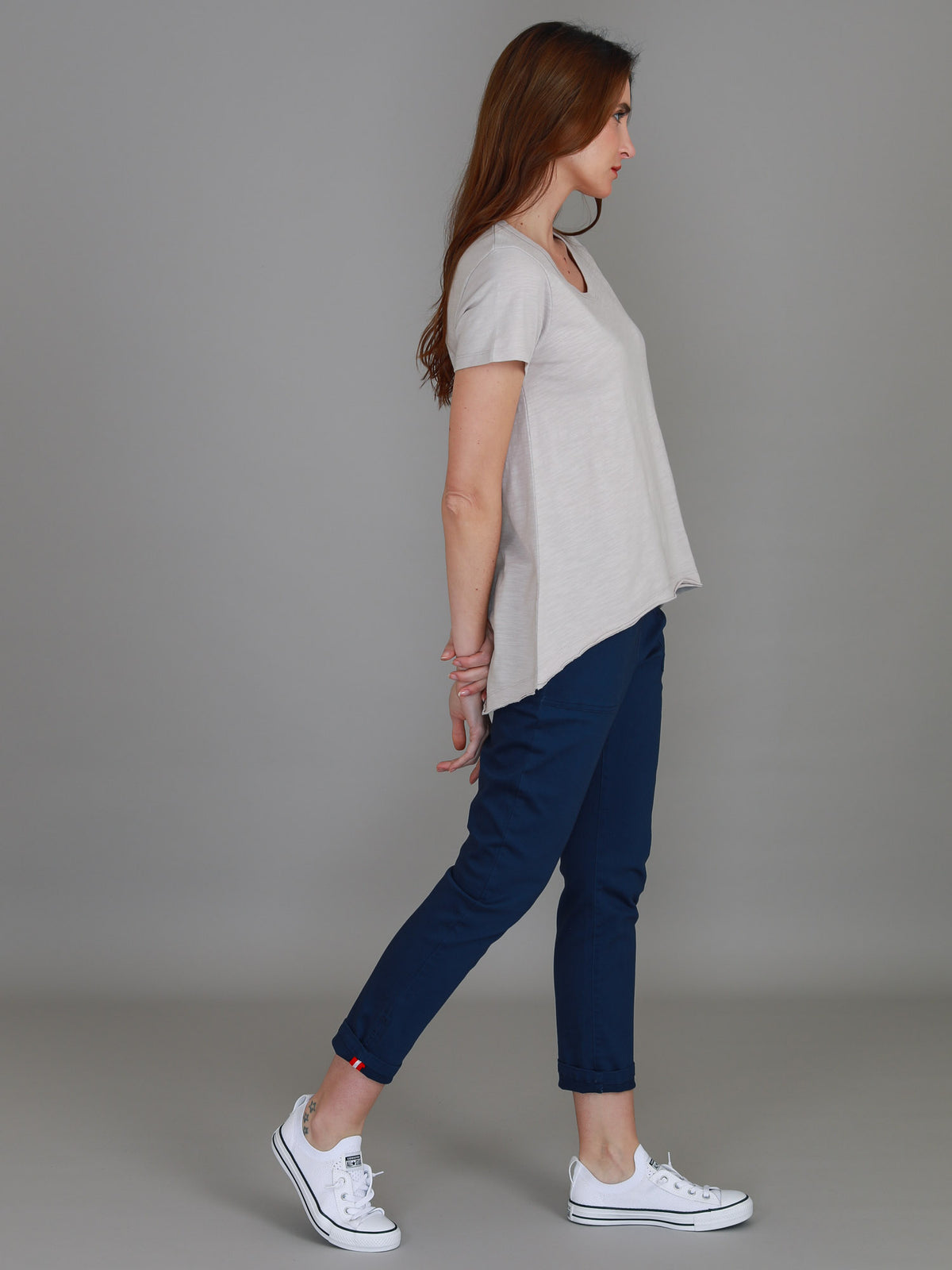 beige v neck short sleeve tee