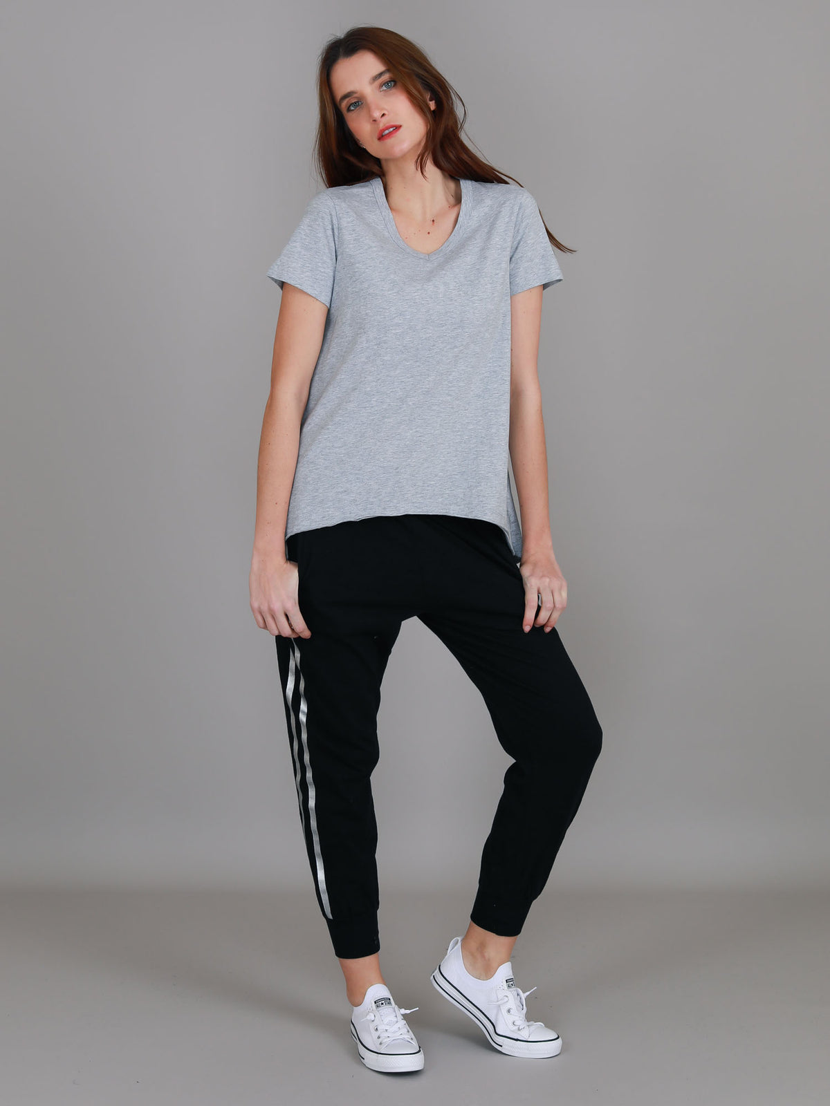grey v neck high low tee