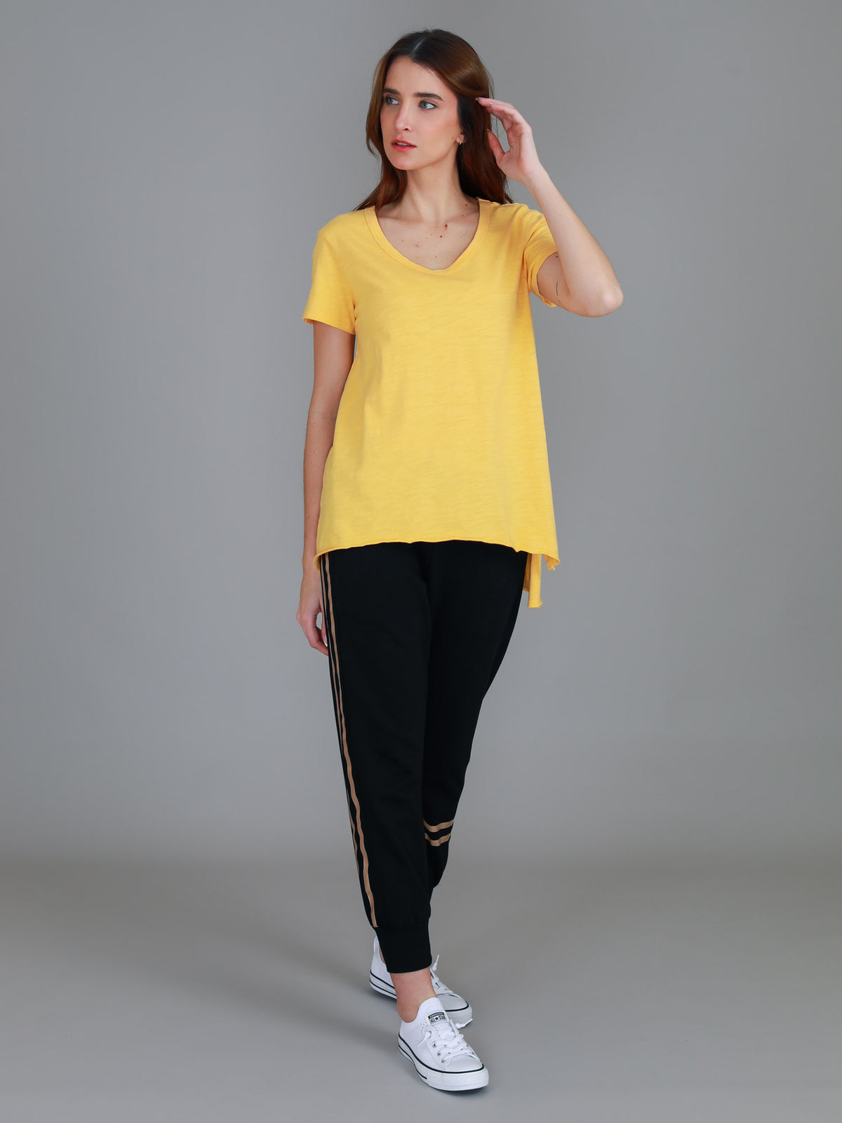 sunny yellow tee