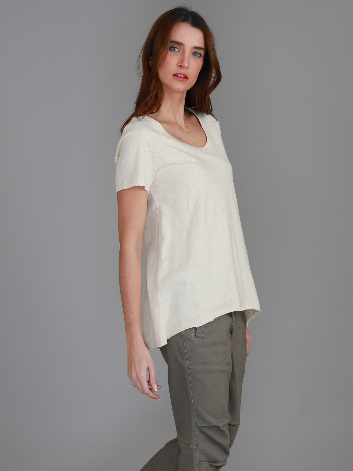 cream scoop neck tee