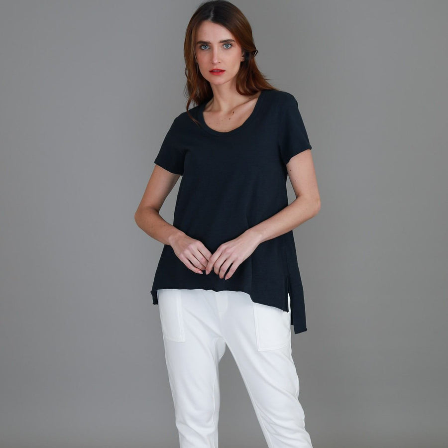 Chelsea Short Sleeve Essentials T Shirt size guide