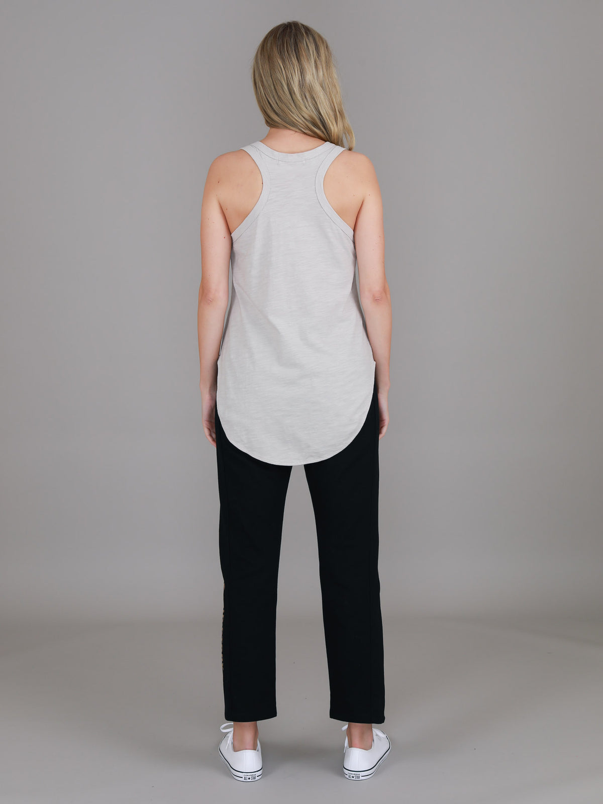 beige scoop neck tank