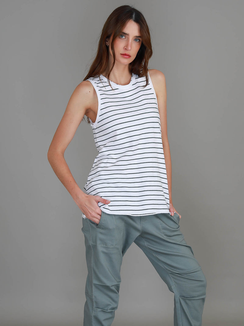 loose fit tank tops #color_navy stripe