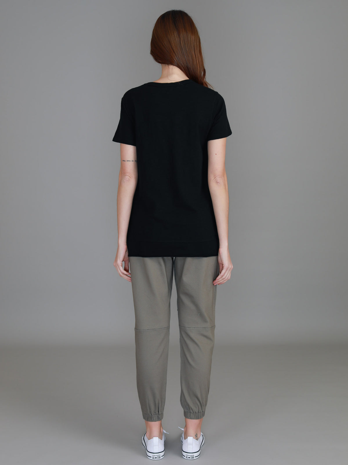 black crew neck t shirt women
