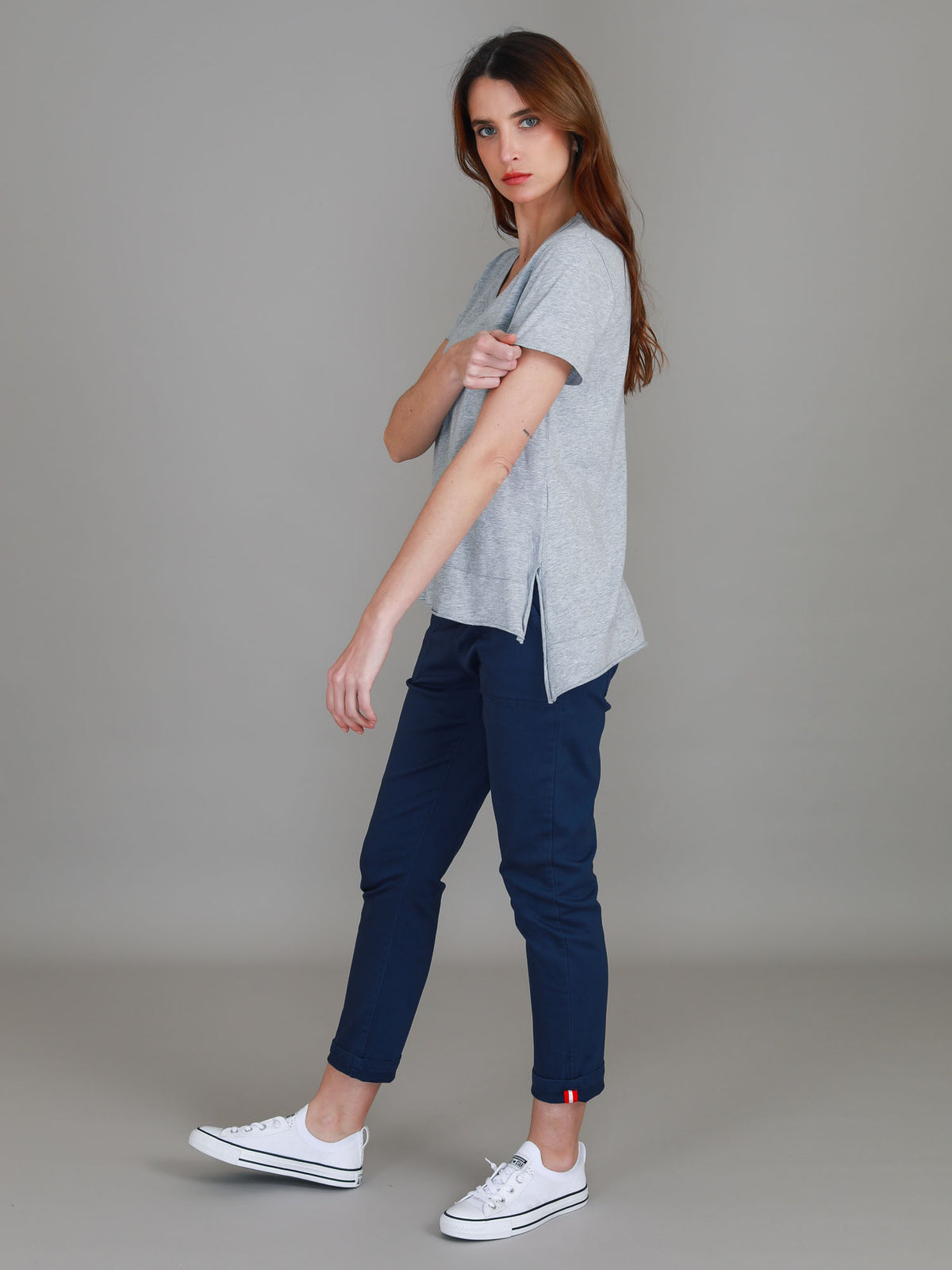 grey cotton crew tee