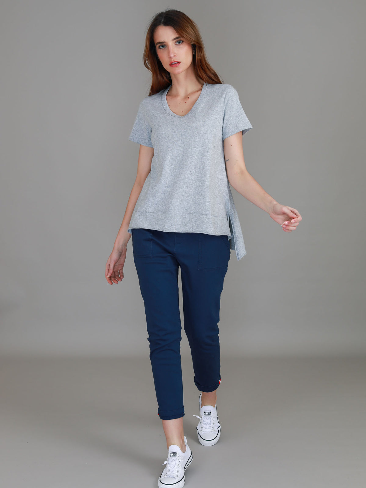 grey stepped hem tee