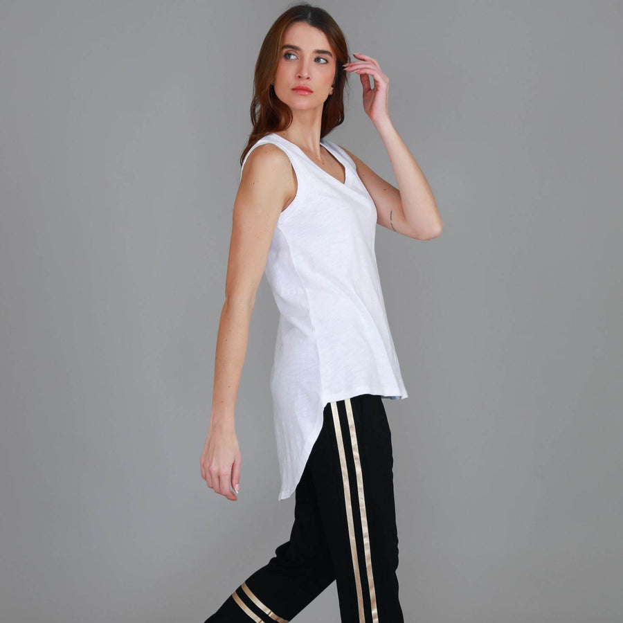 Madison Hi Lo Hem Tank Top size guide