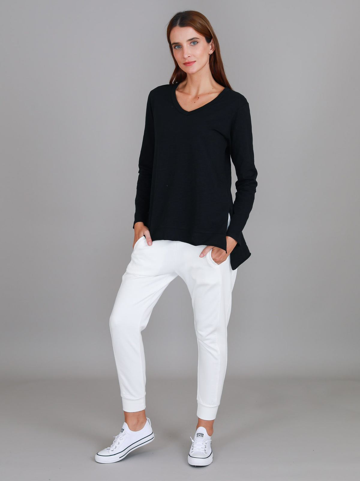 black long sleeve v neck top