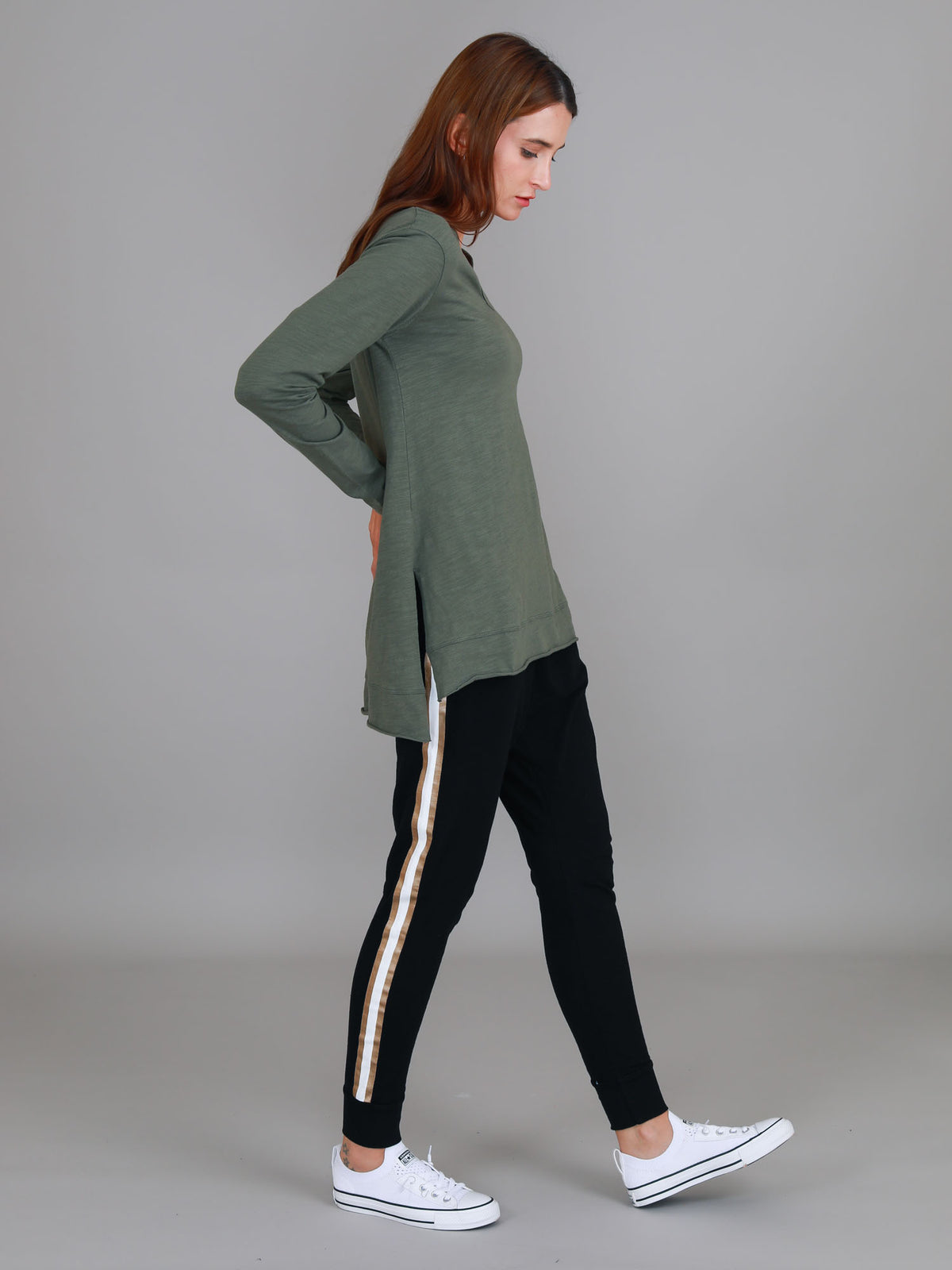 green long sleeve v neck top