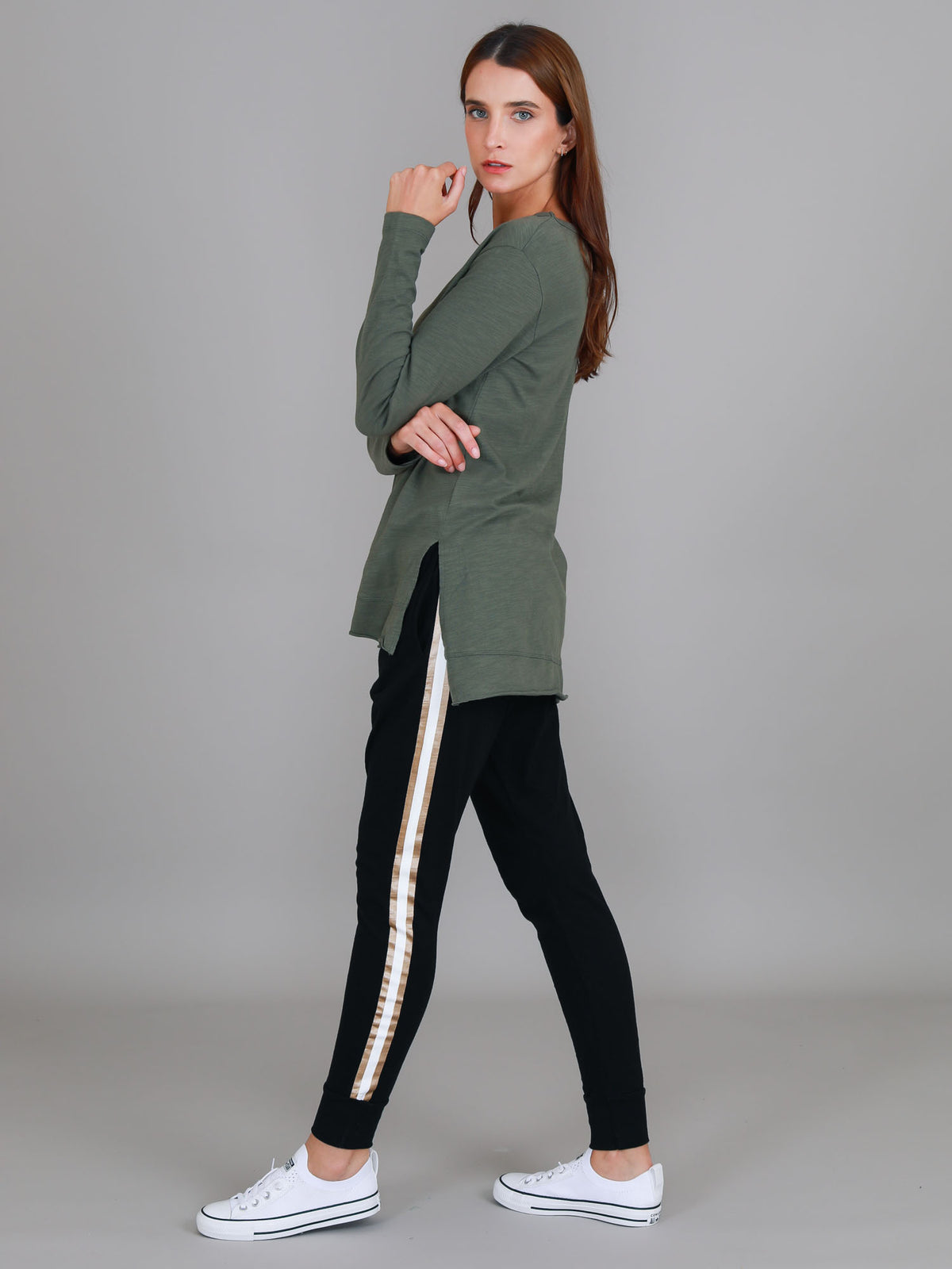khaki hi lo hem v neck tee