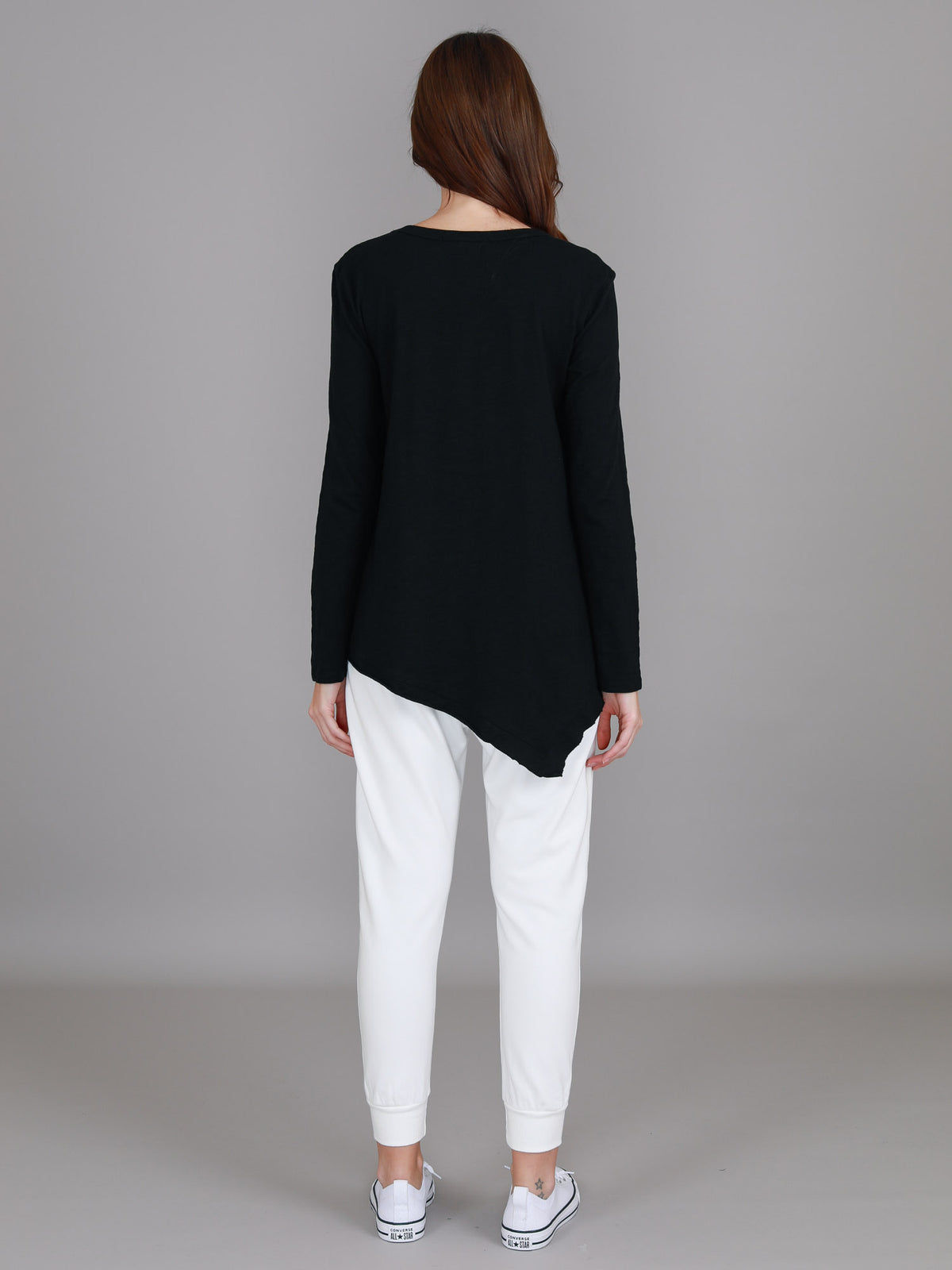 black scoop neck long sleeve tee