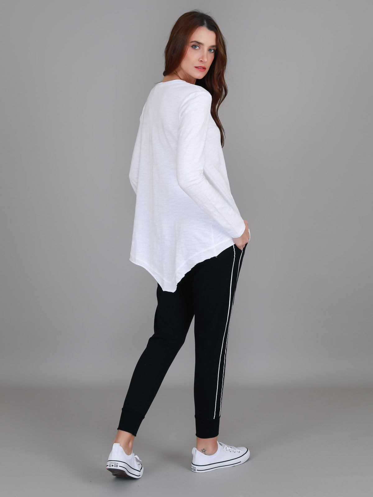 white asymmetric hem tee women