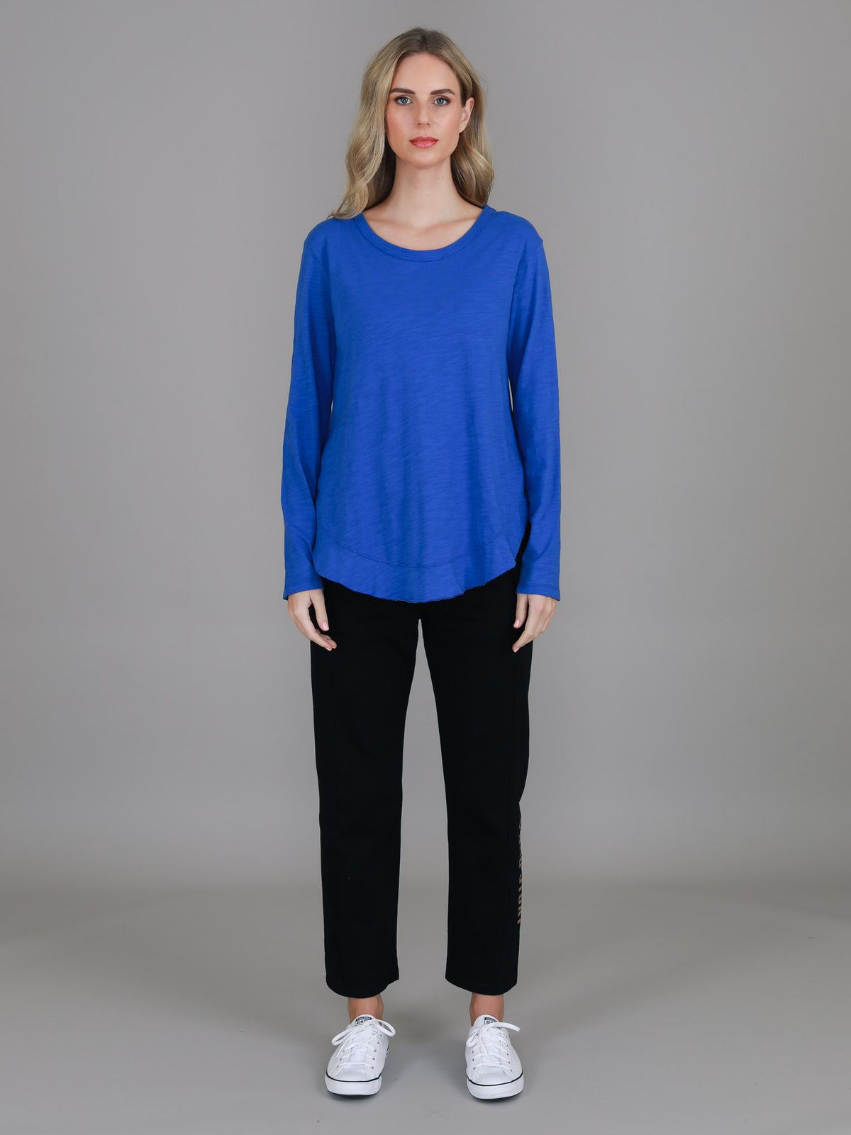 supersonic curved hem long sleeve