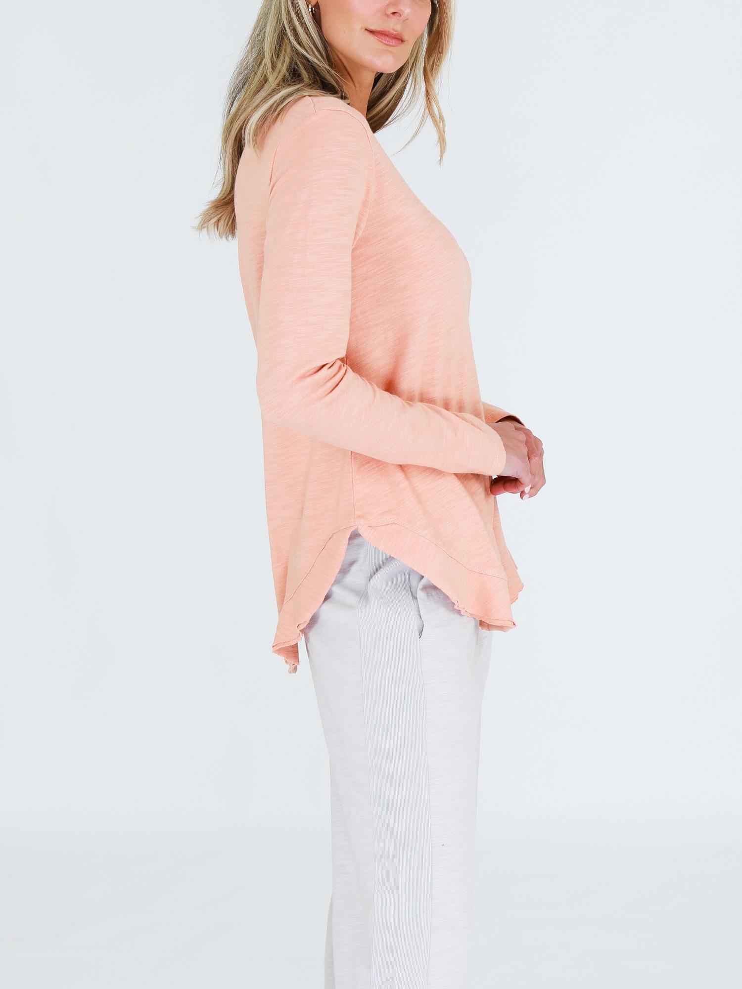 long sleeve shirts #color_apricot