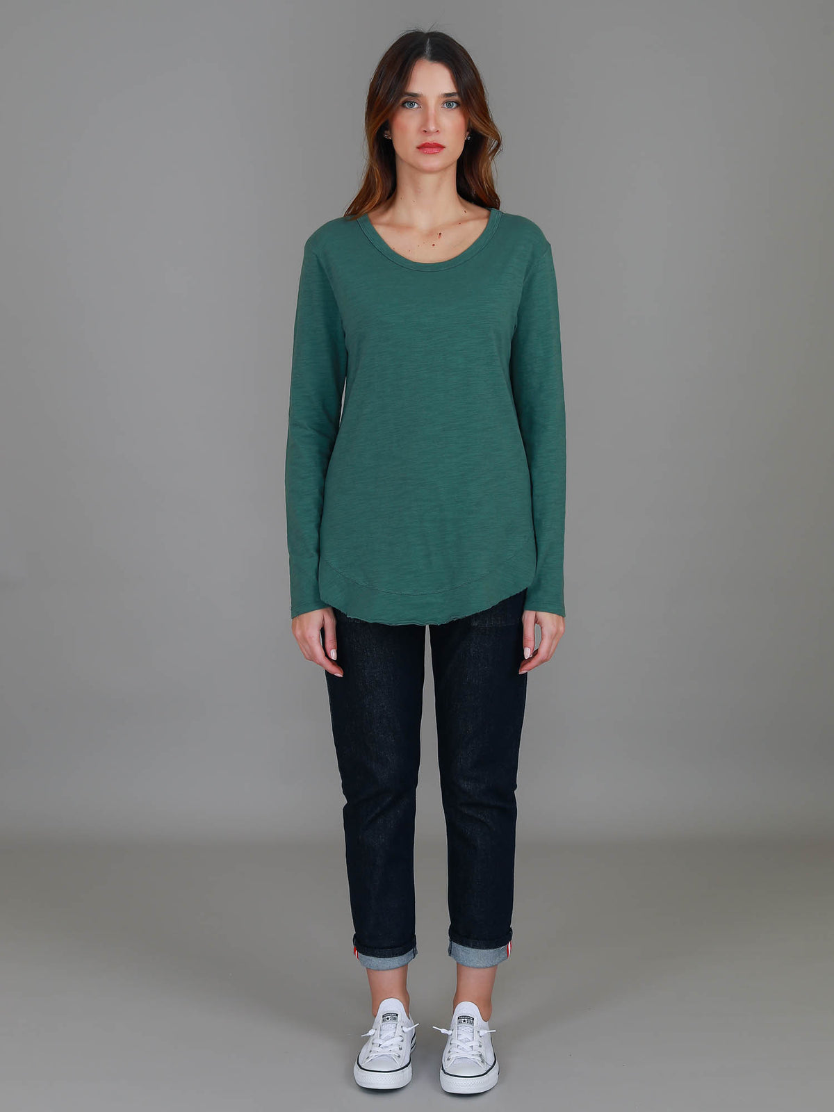 amazon curved hem long sleeve