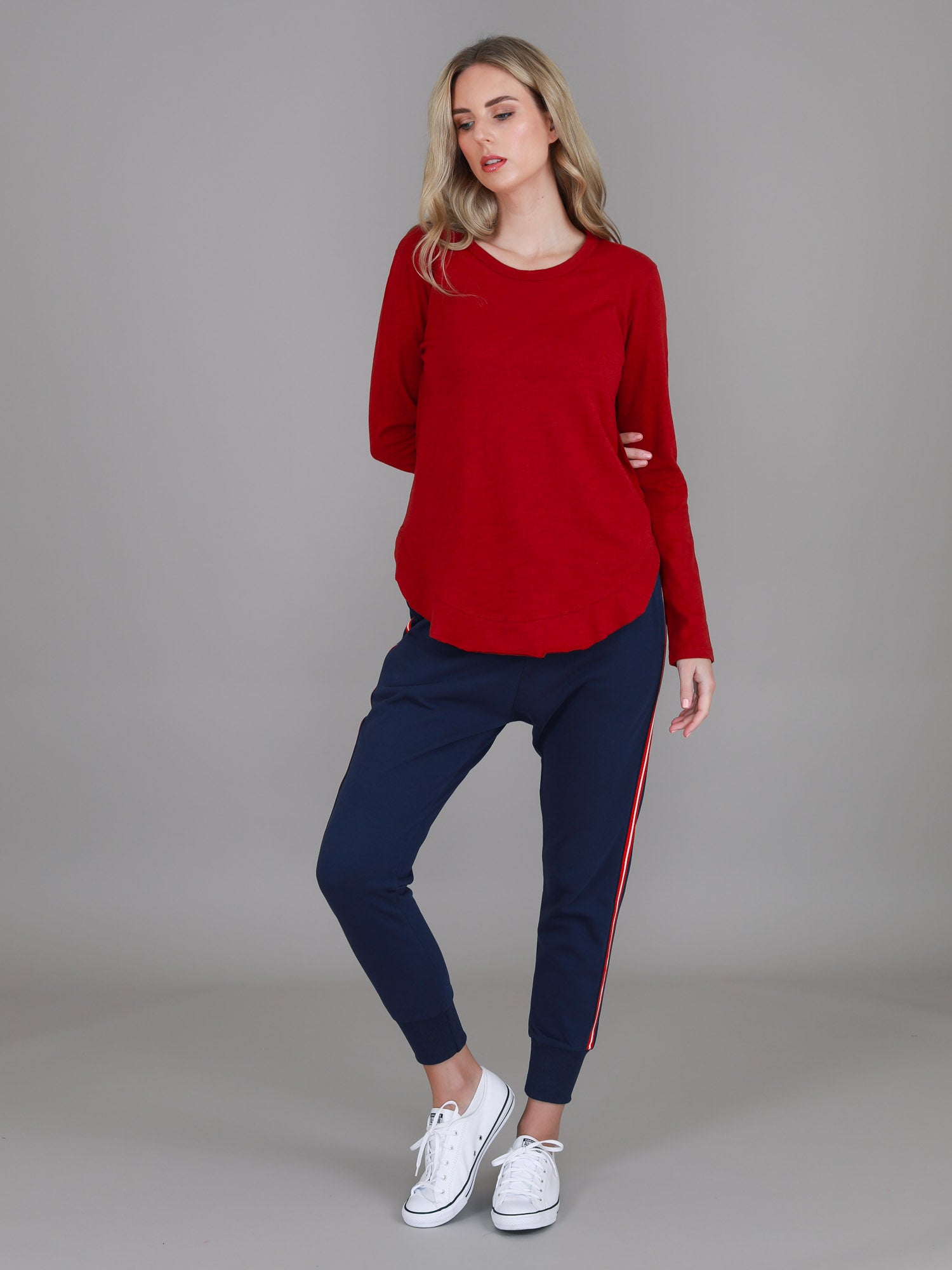 long sleeve crew neck top #color_cranberry