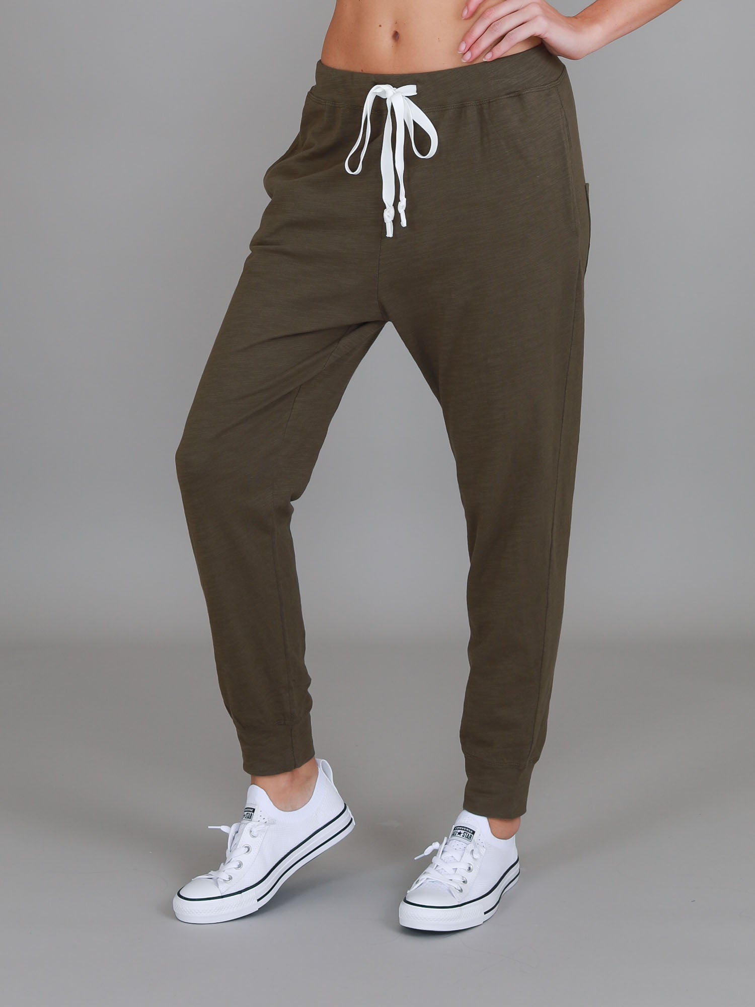 best tracksuit pants for women #color_khaki