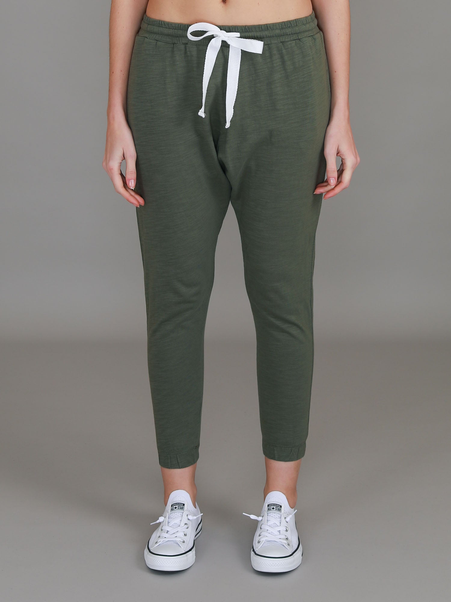 bottle green tracksuit pants #color_khaki