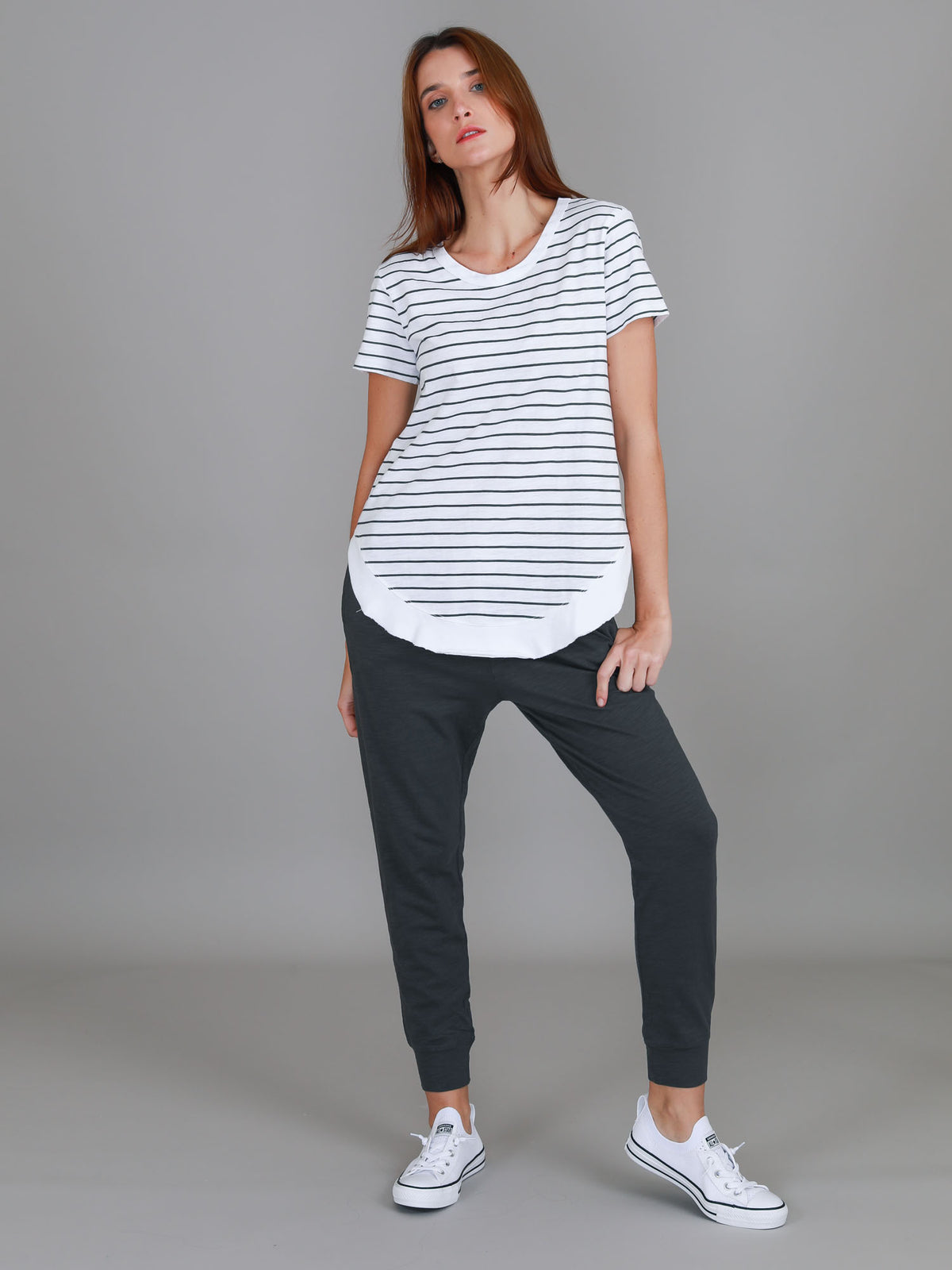 striped curved hem tee