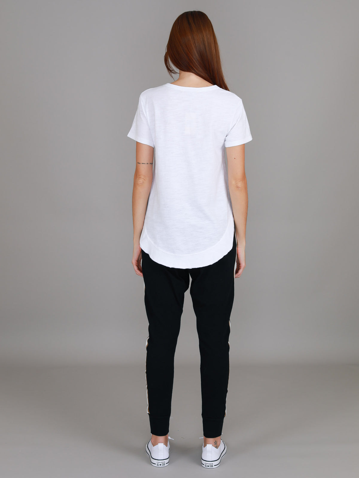 white short sleeve tee