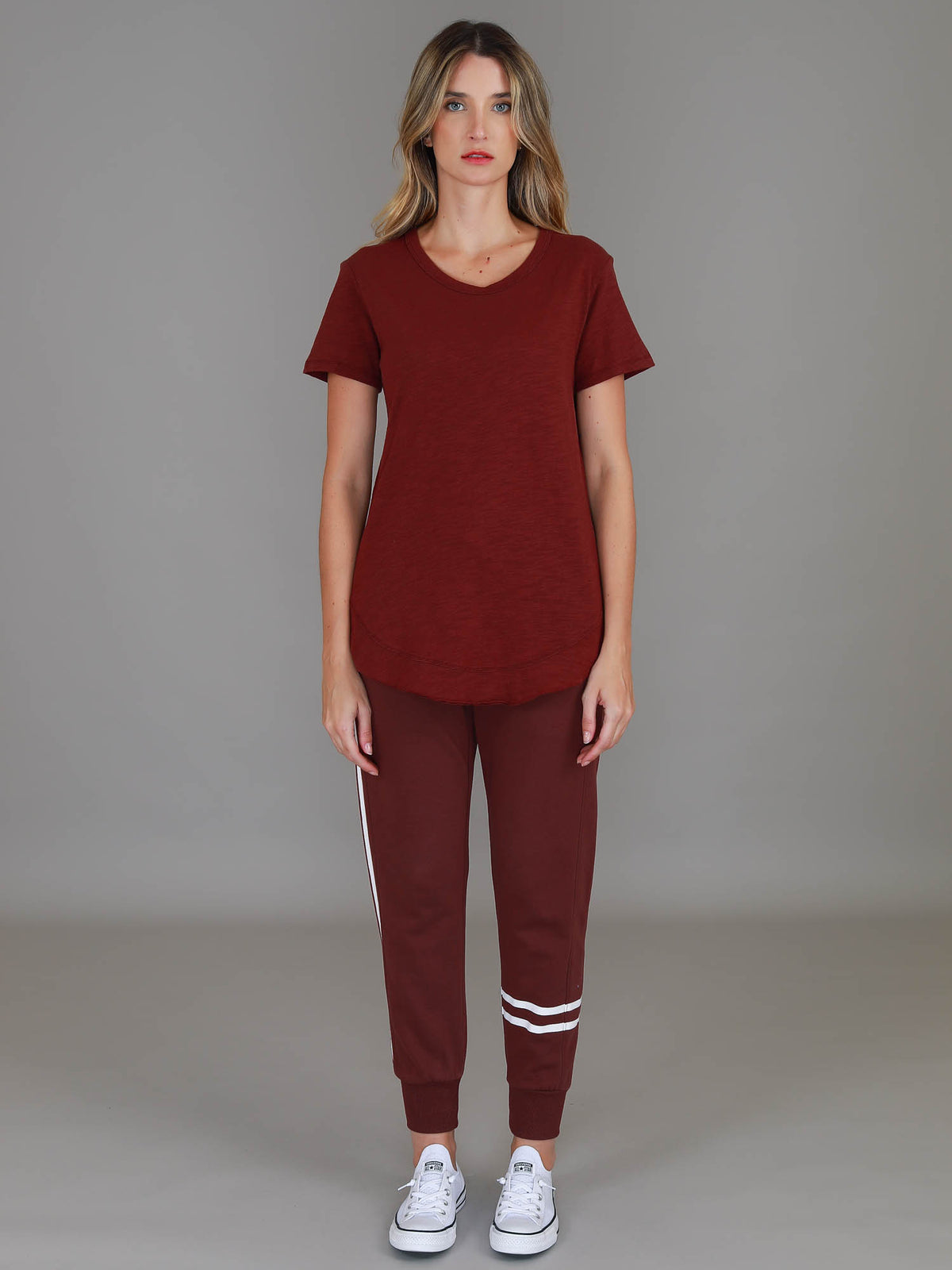 burgundy cotton t shirt