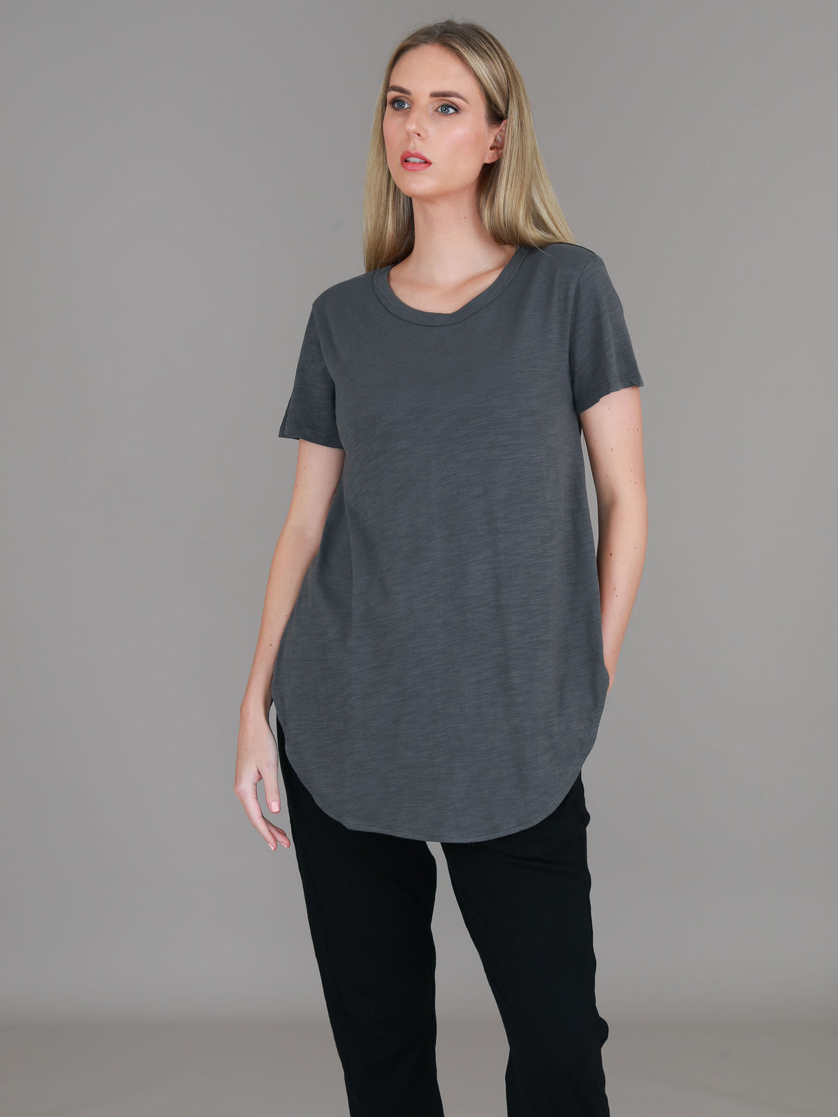Elwood | Women's Curved Hem T-Shirt – Cotton Slub Jersey