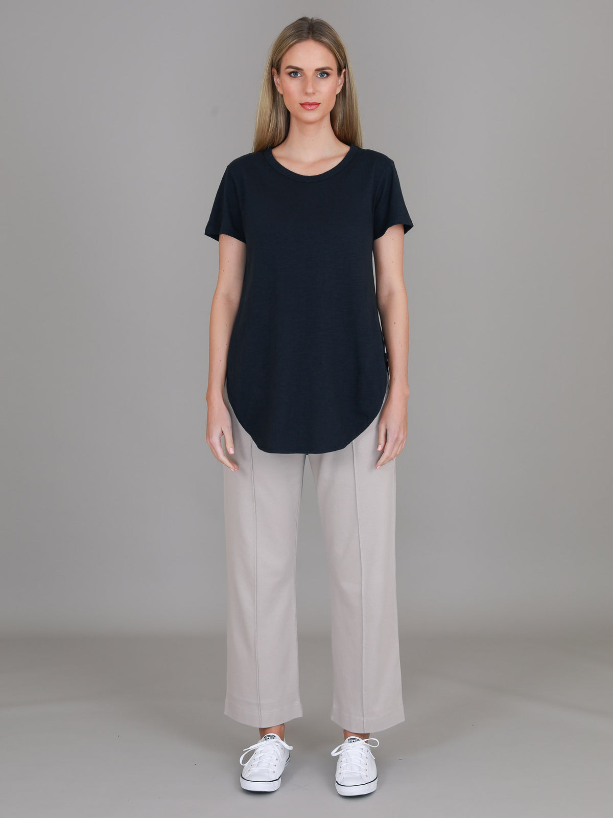 navy blue crew neck tee