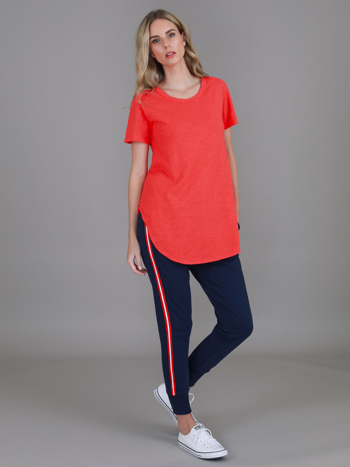 red cotton tee women