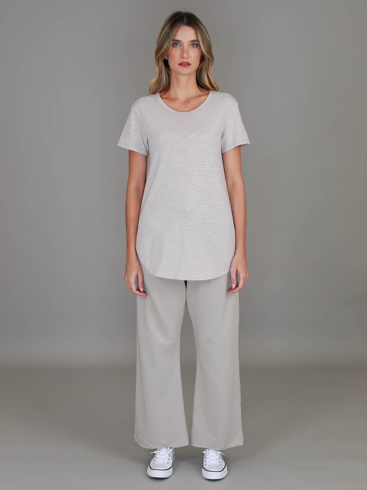 Elwood Curved Hem T-Shirt