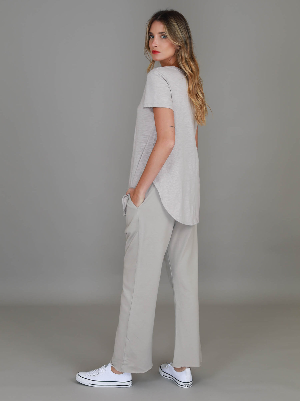 Elwood Curved Hem T-Shirt