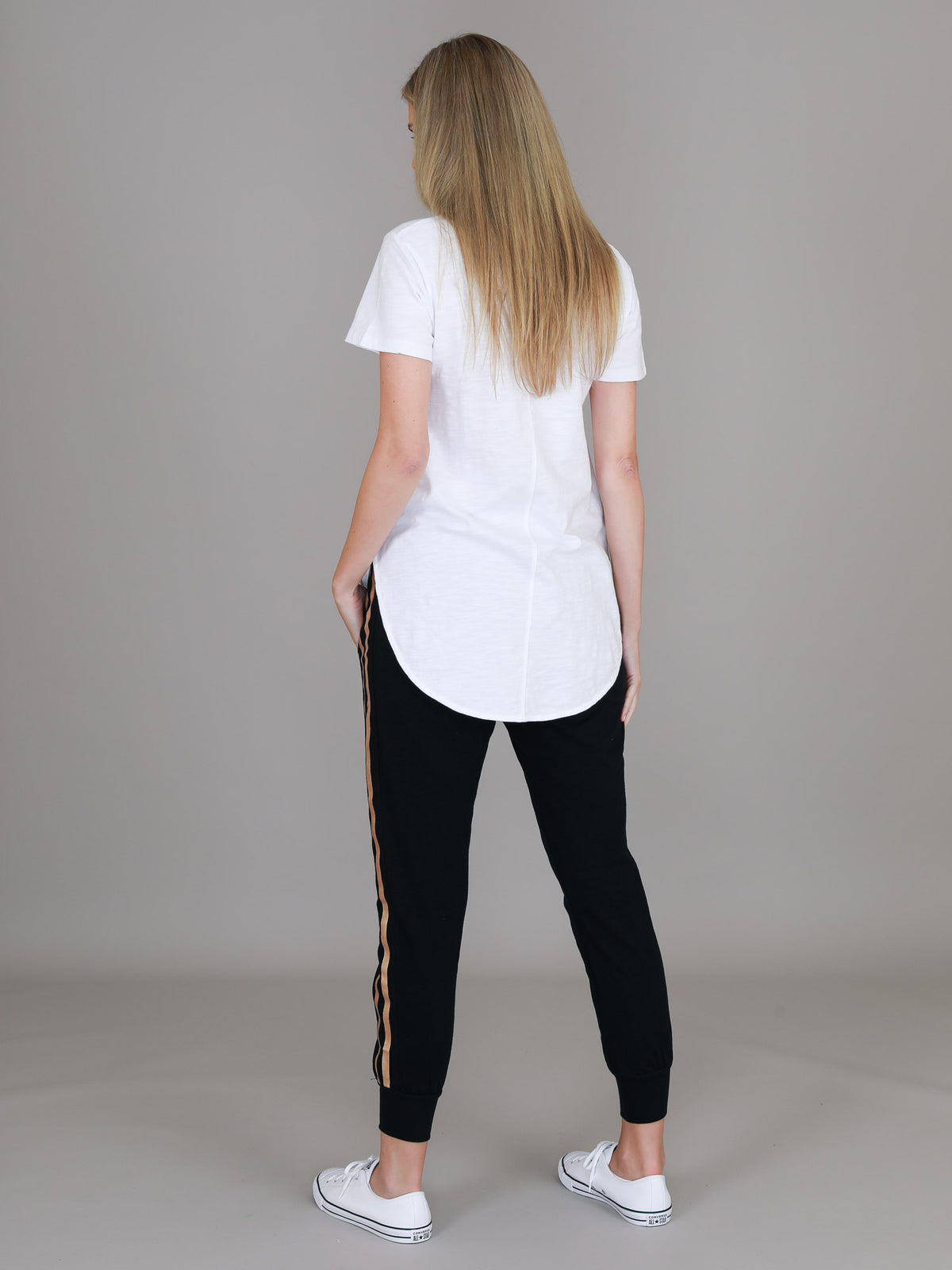 white longline t shirt