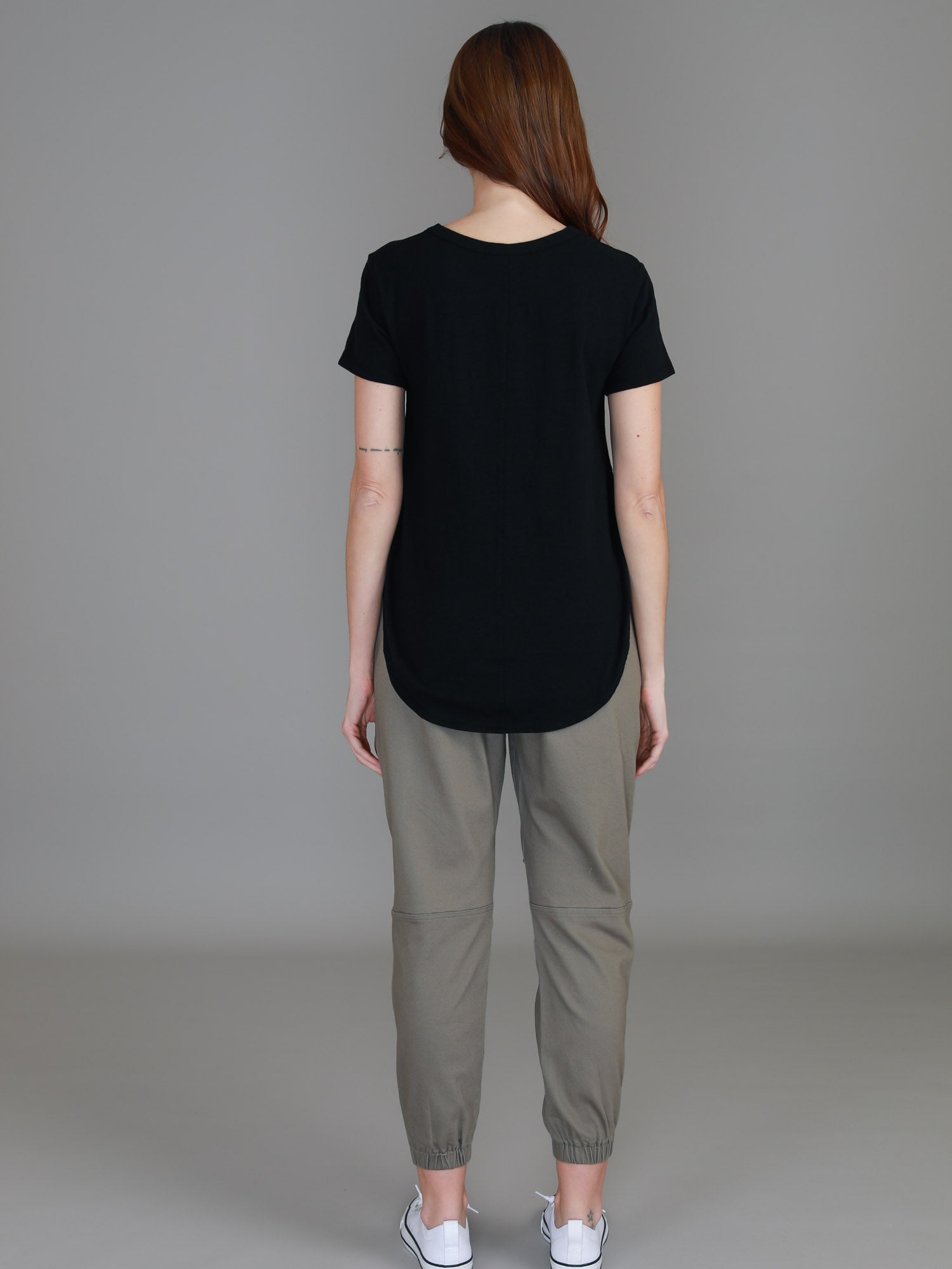 black basic top #color_black