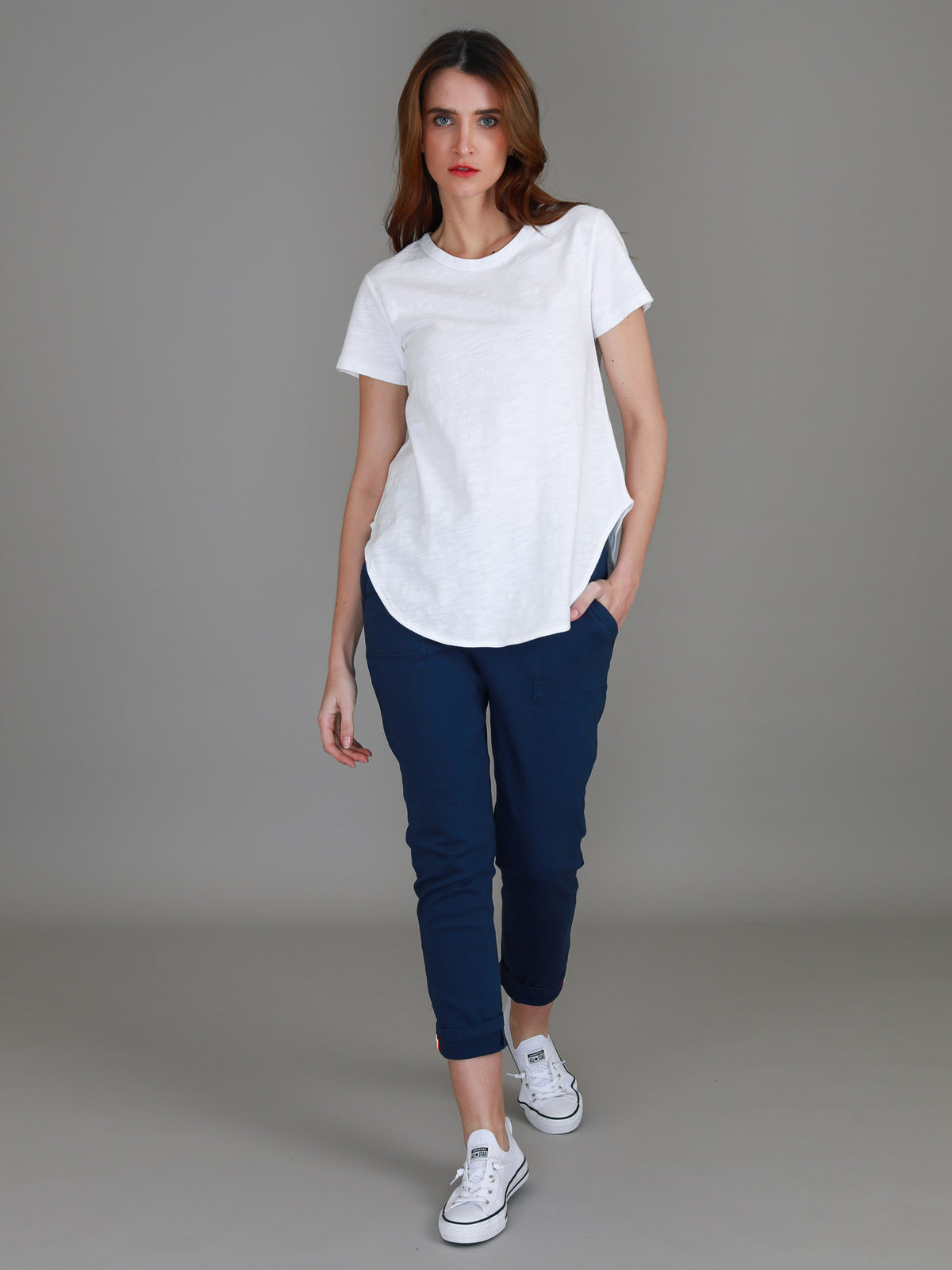 white short sleeve tee