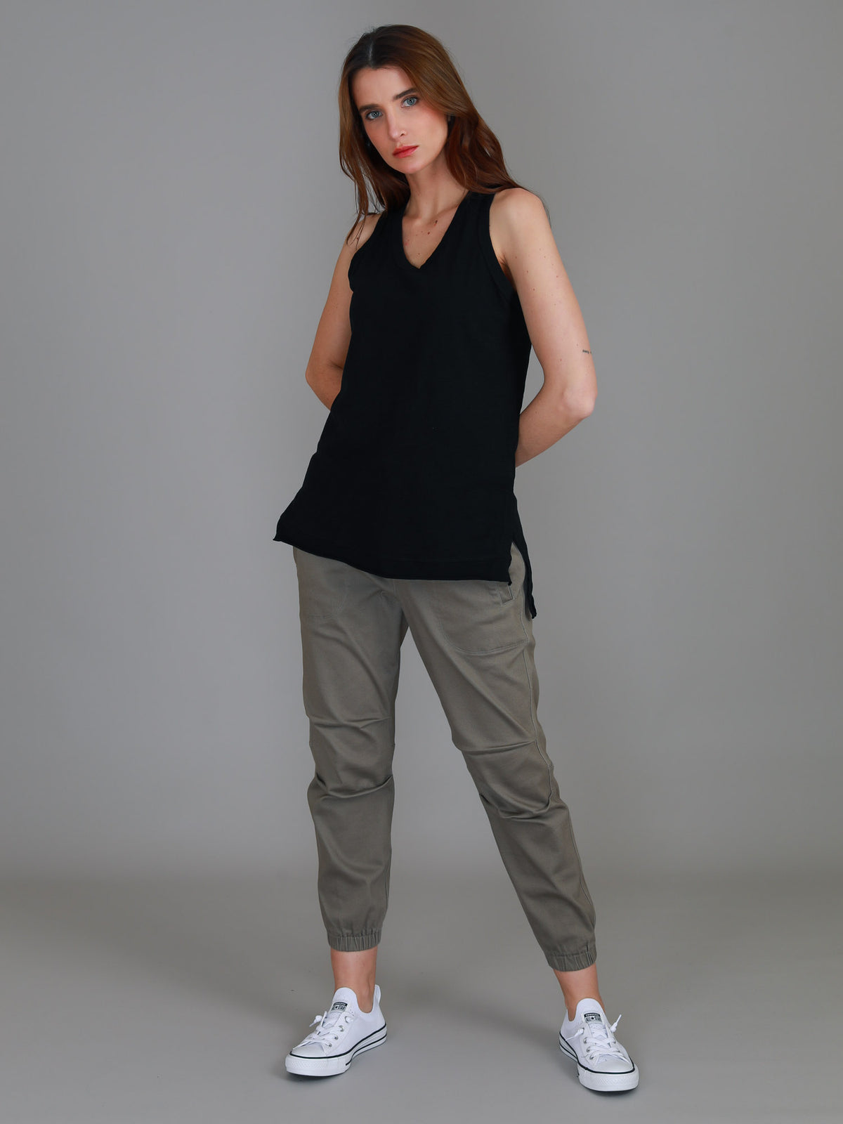 black tank crew neck women