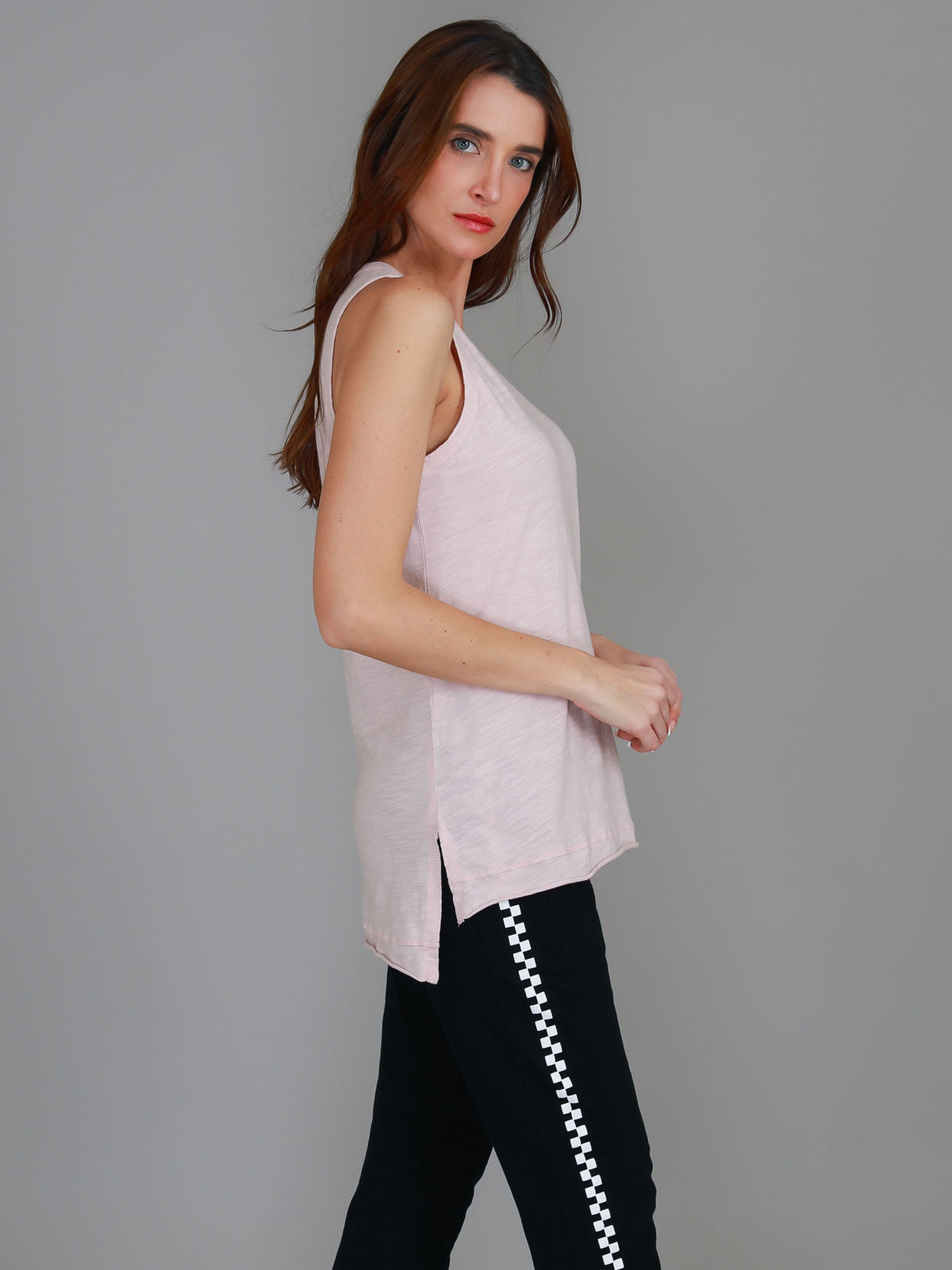 pink crew tank top