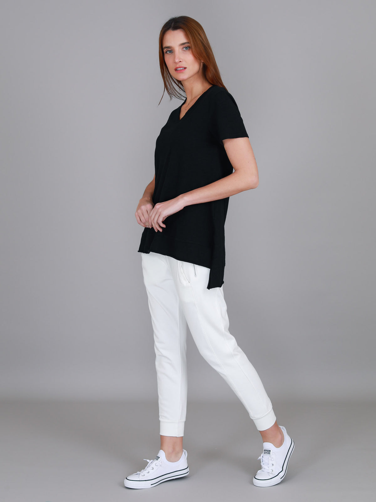 black crew neck tee womens