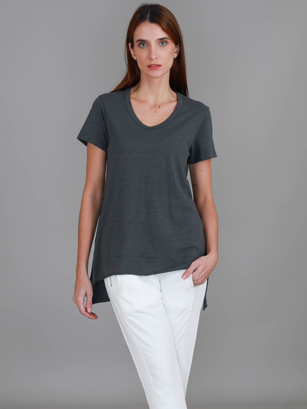 charcoal crew neck tee