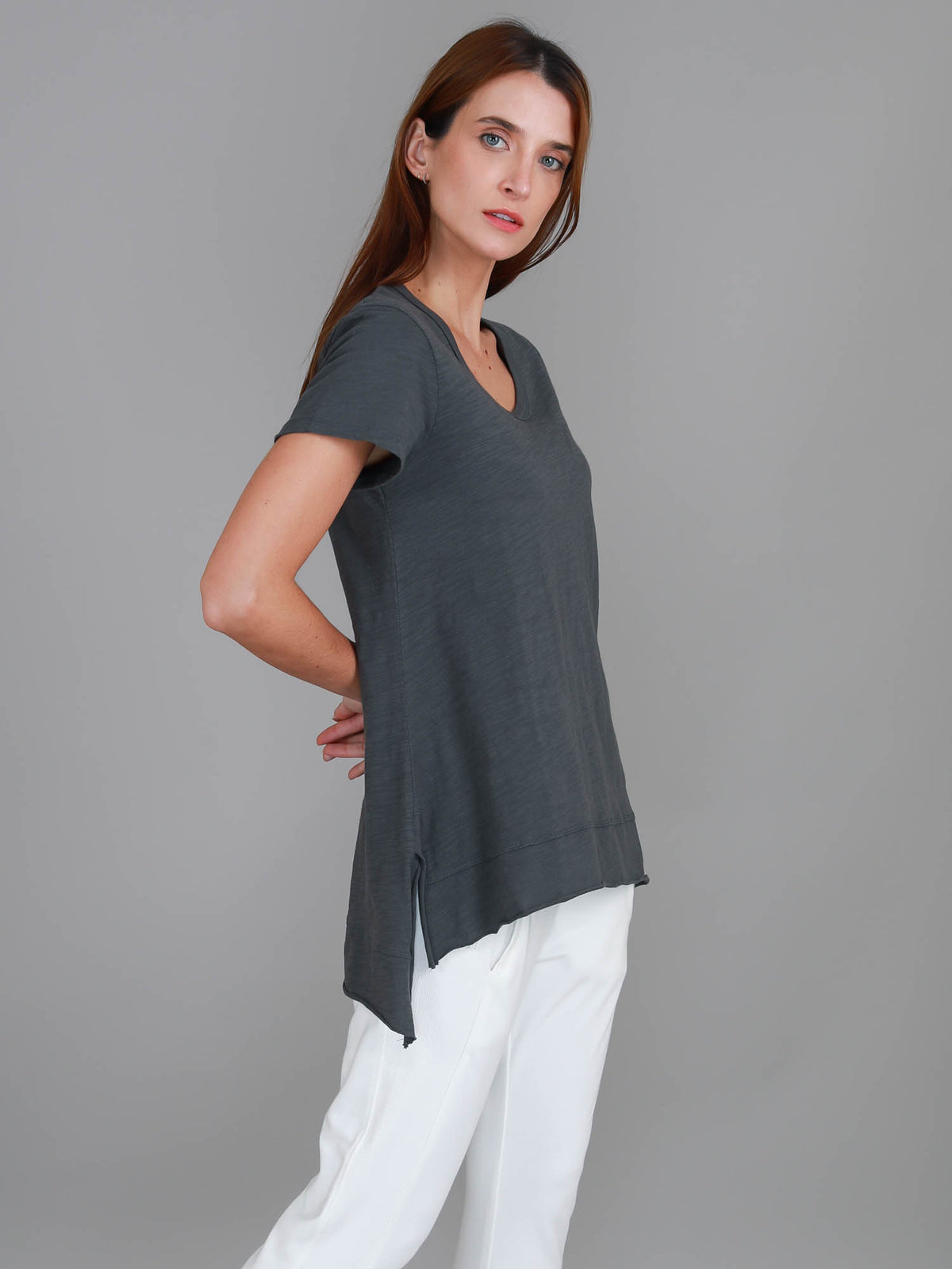 grey tee women